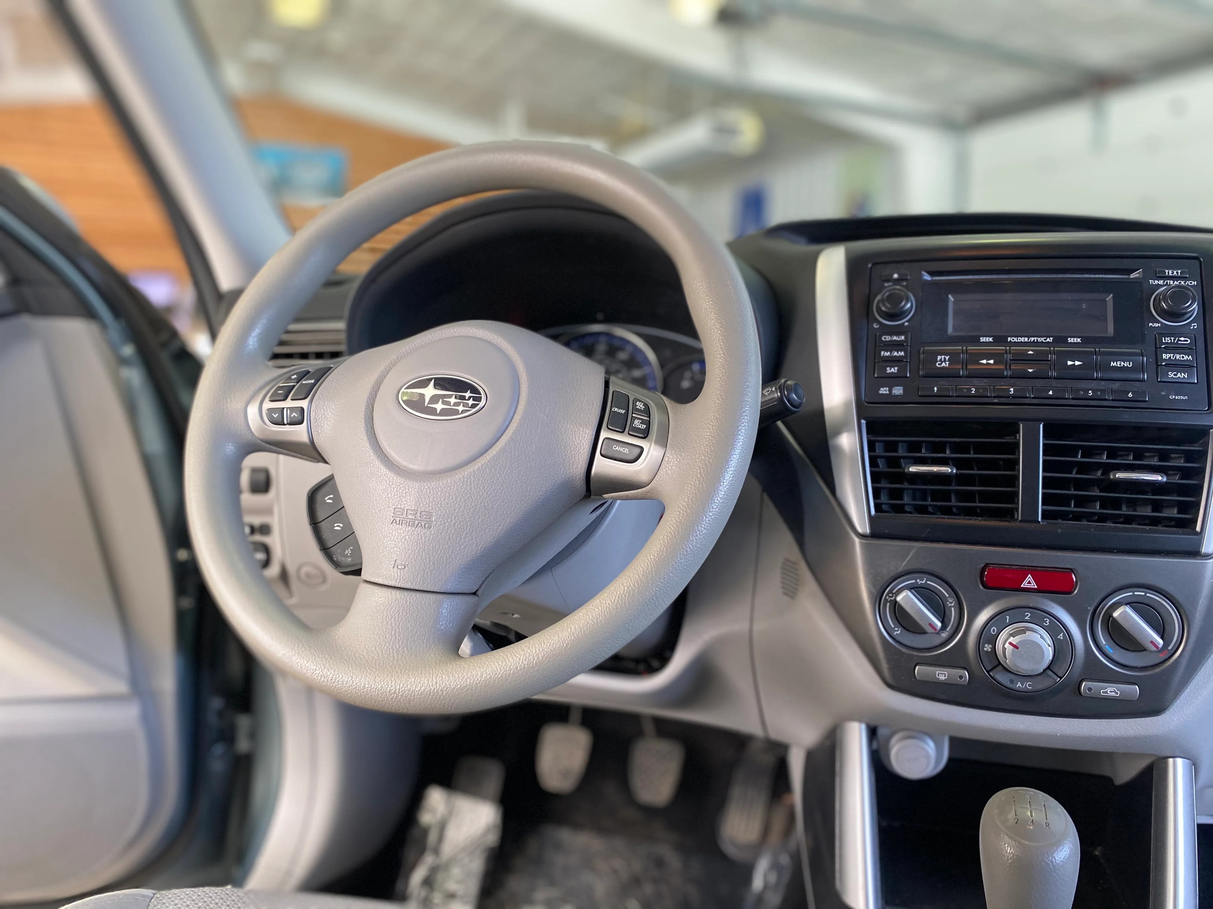 2011 Subaru Forester Premium Manual - Image 18