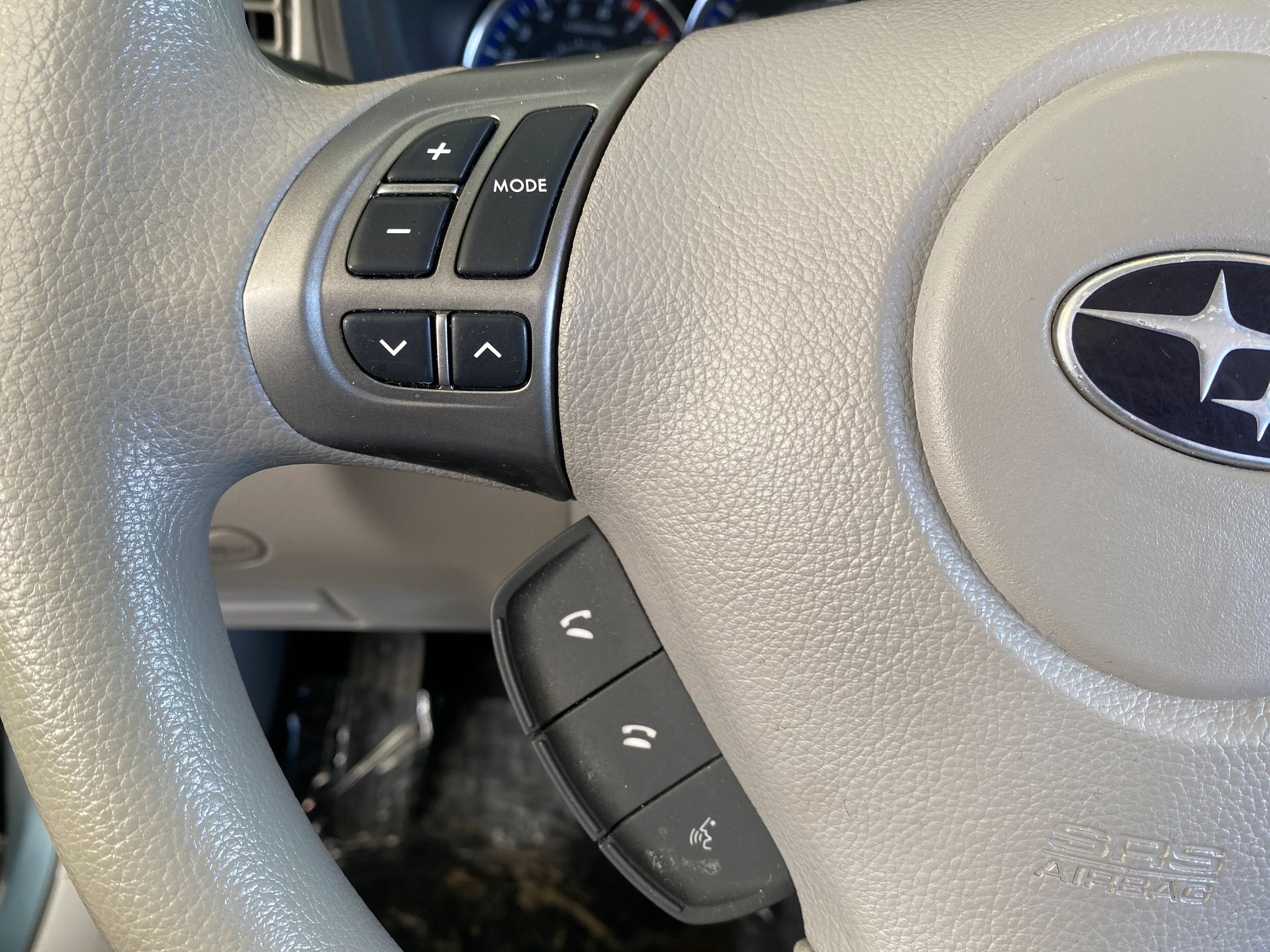 2011 Subaru Forester Premium Manual - Image 22