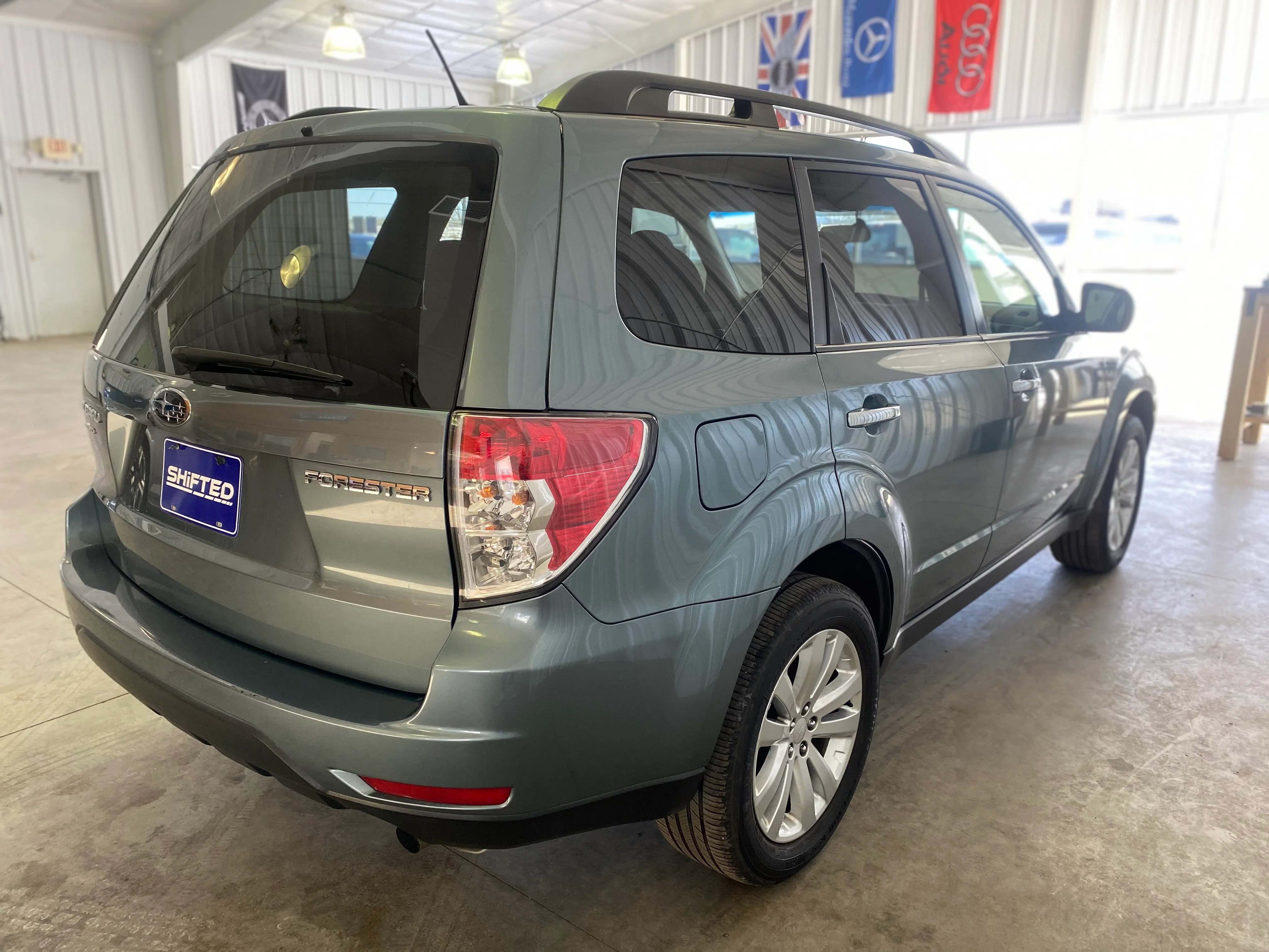 2011 Subaru Forester Premium Manual - Image 5