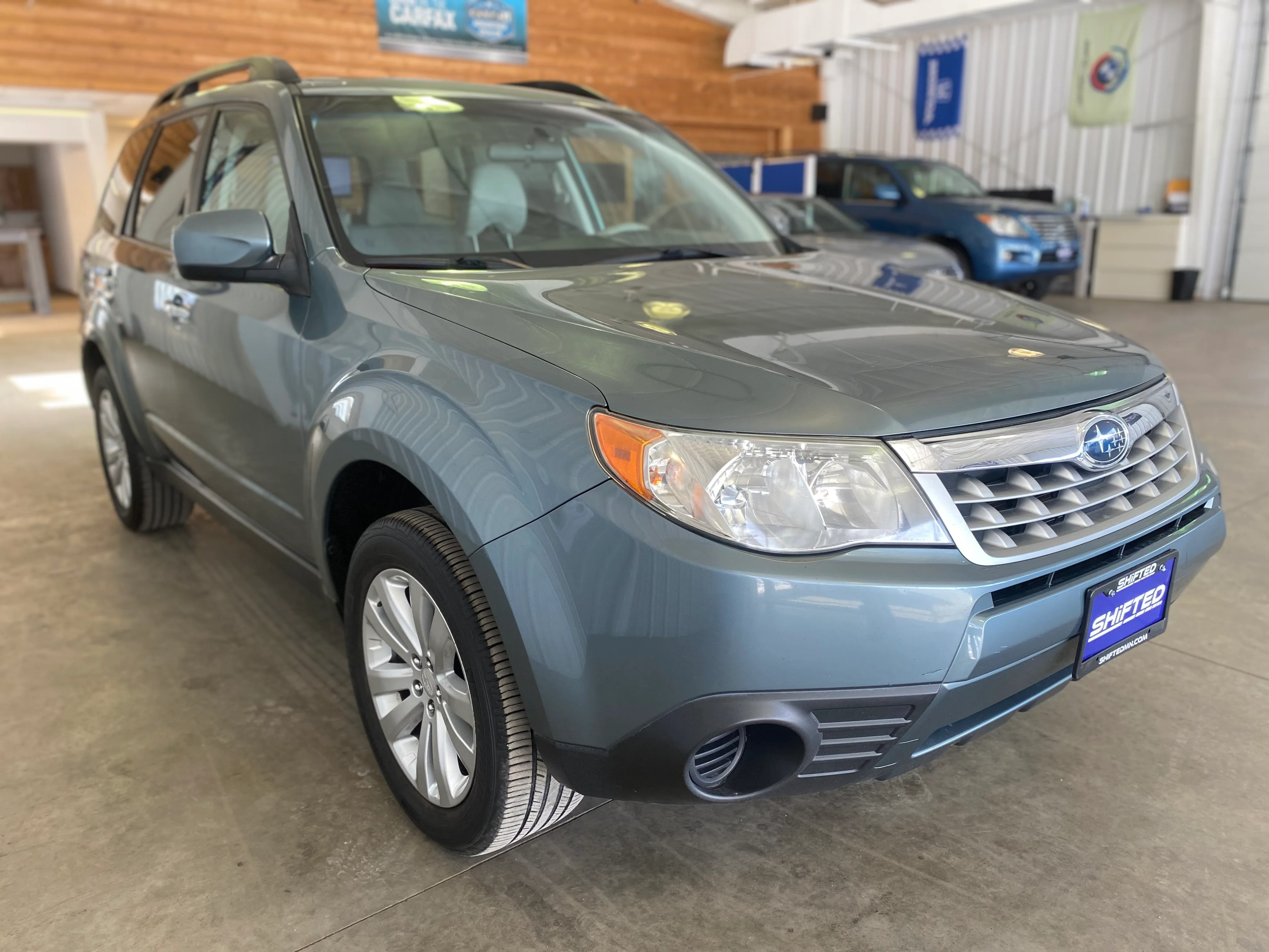 2011 Subaru Forester Premium Manual - Image 6
