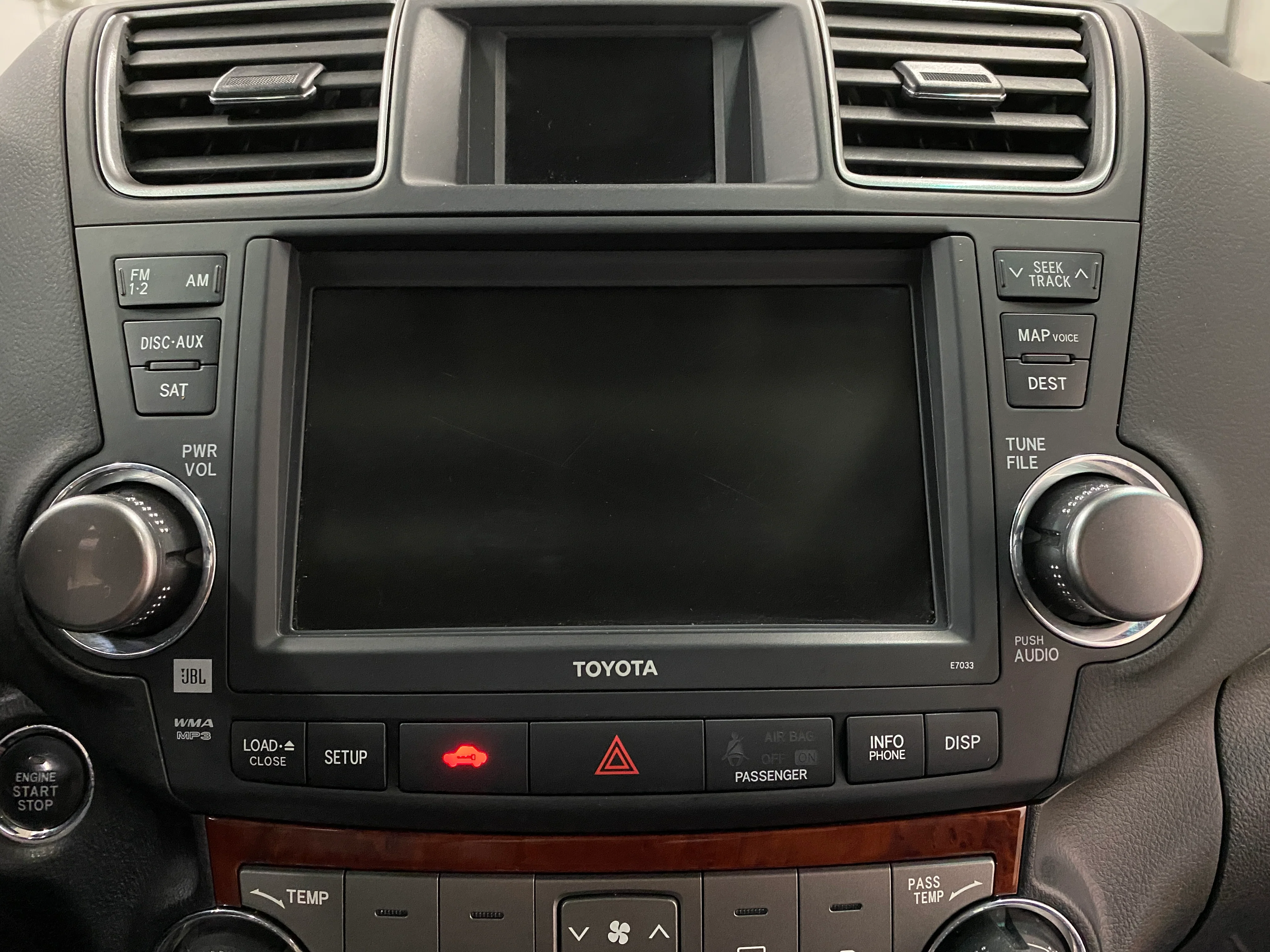 2011 Toyota Highlander Limited 4WD - Image 28