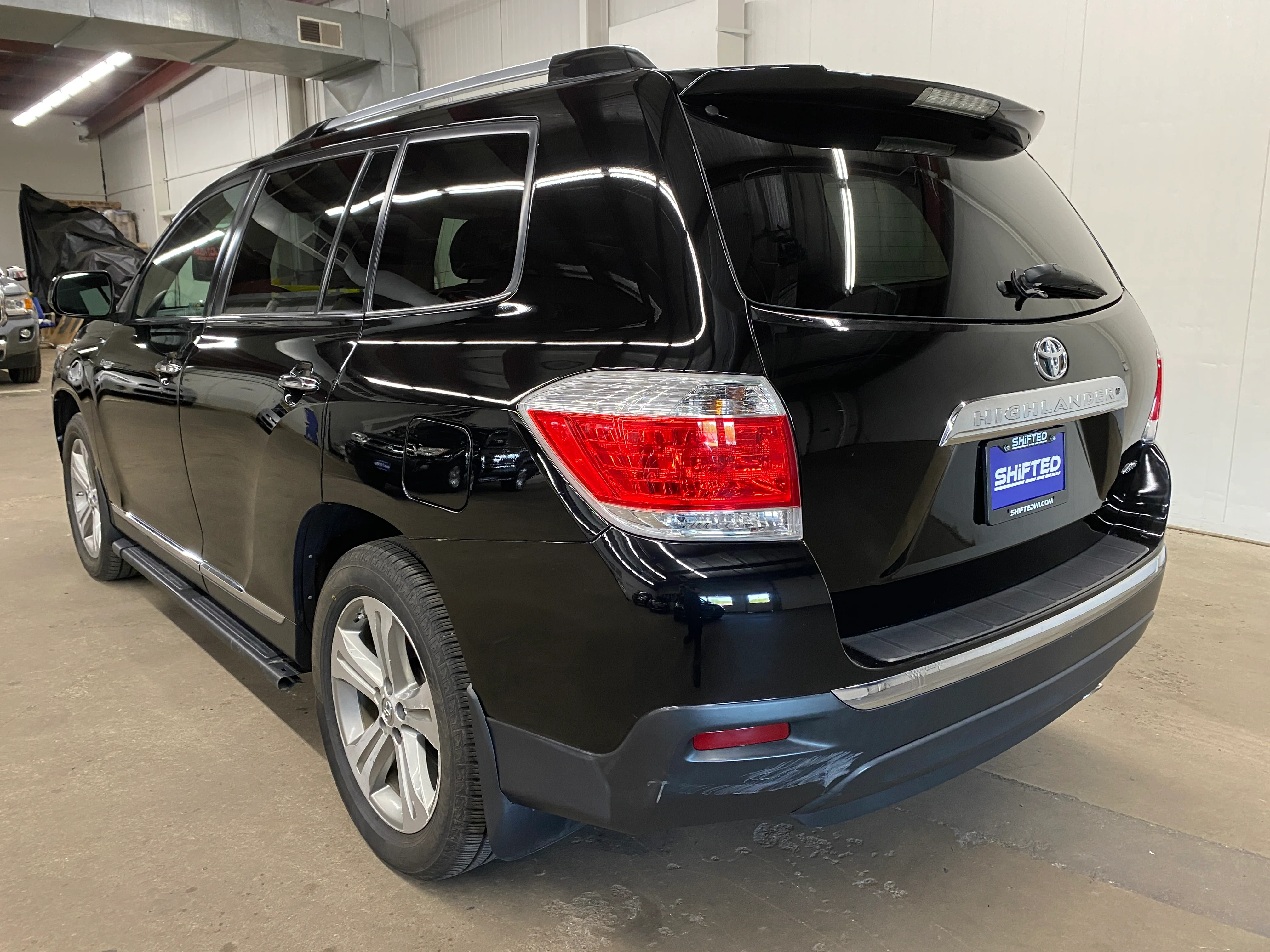 2011 Toyota Highlander Limited 4WD - Image 3