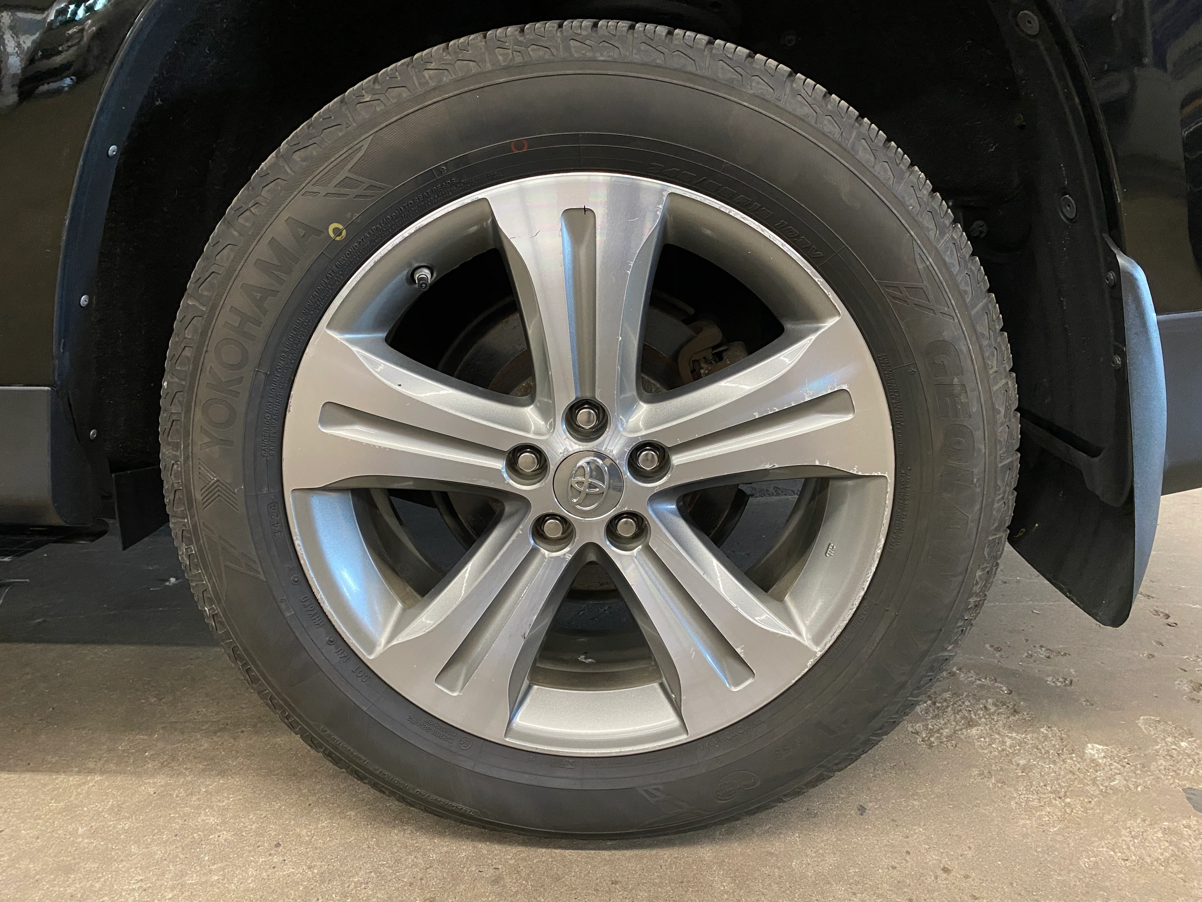 2011 Toyota Highlander Limited 4WD - Image 35