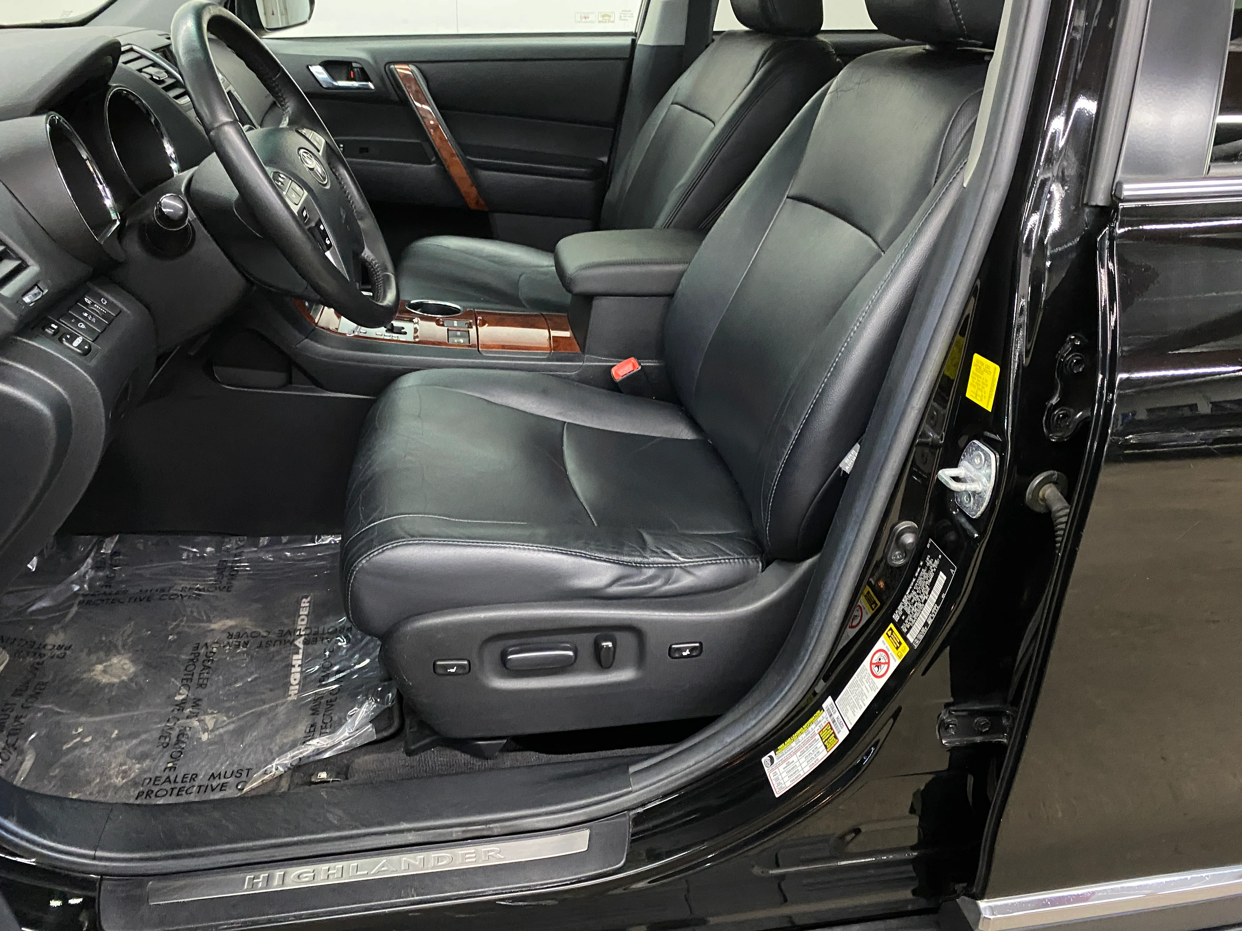 2011 Toyota Highlander Limited 4WD - Image 43