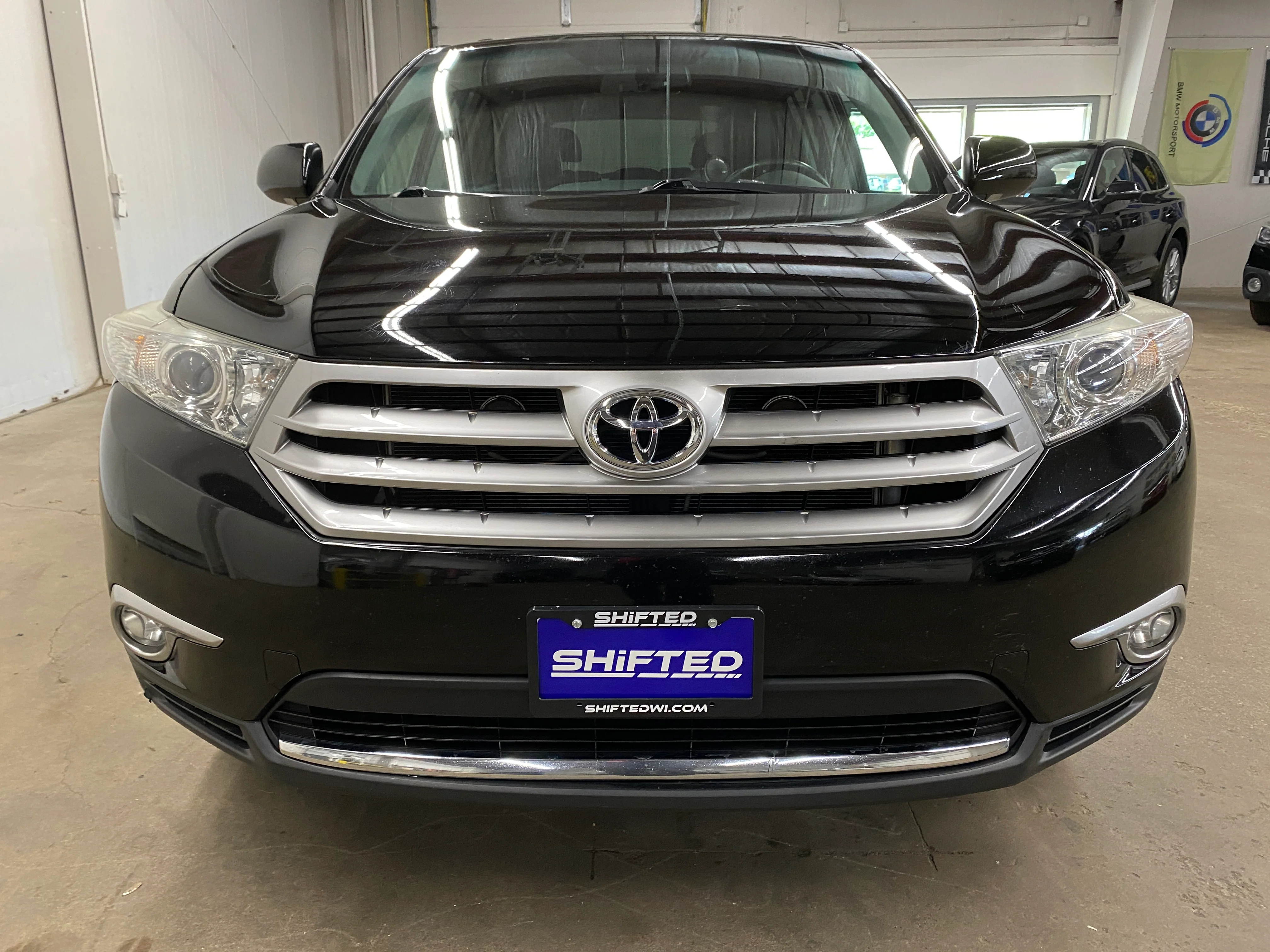 2011 Toyota Highlander Limited 4WD - Image 7
