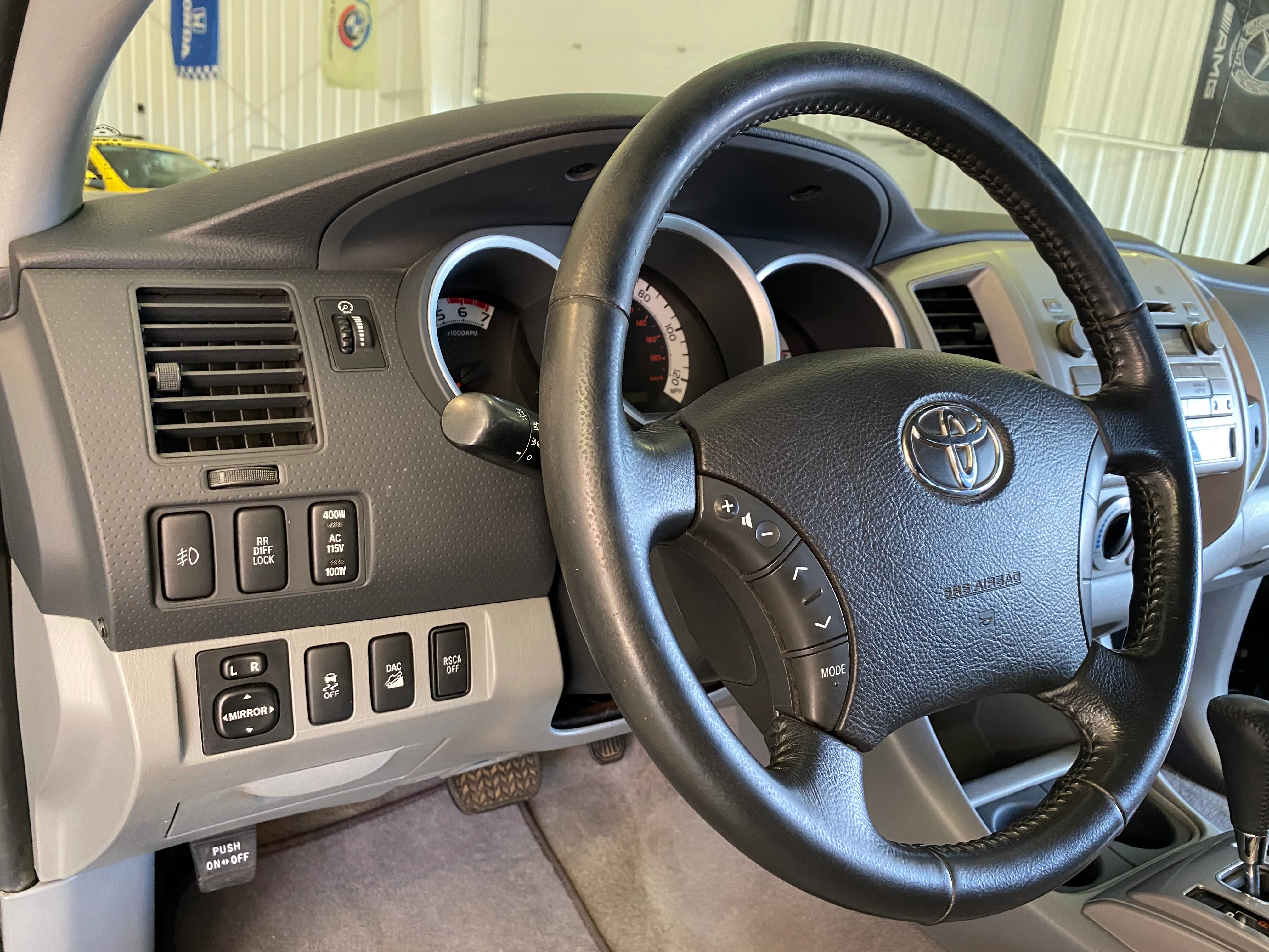 2011 Toyota Tacoma 4WD Ex Cab V6 - Image 14