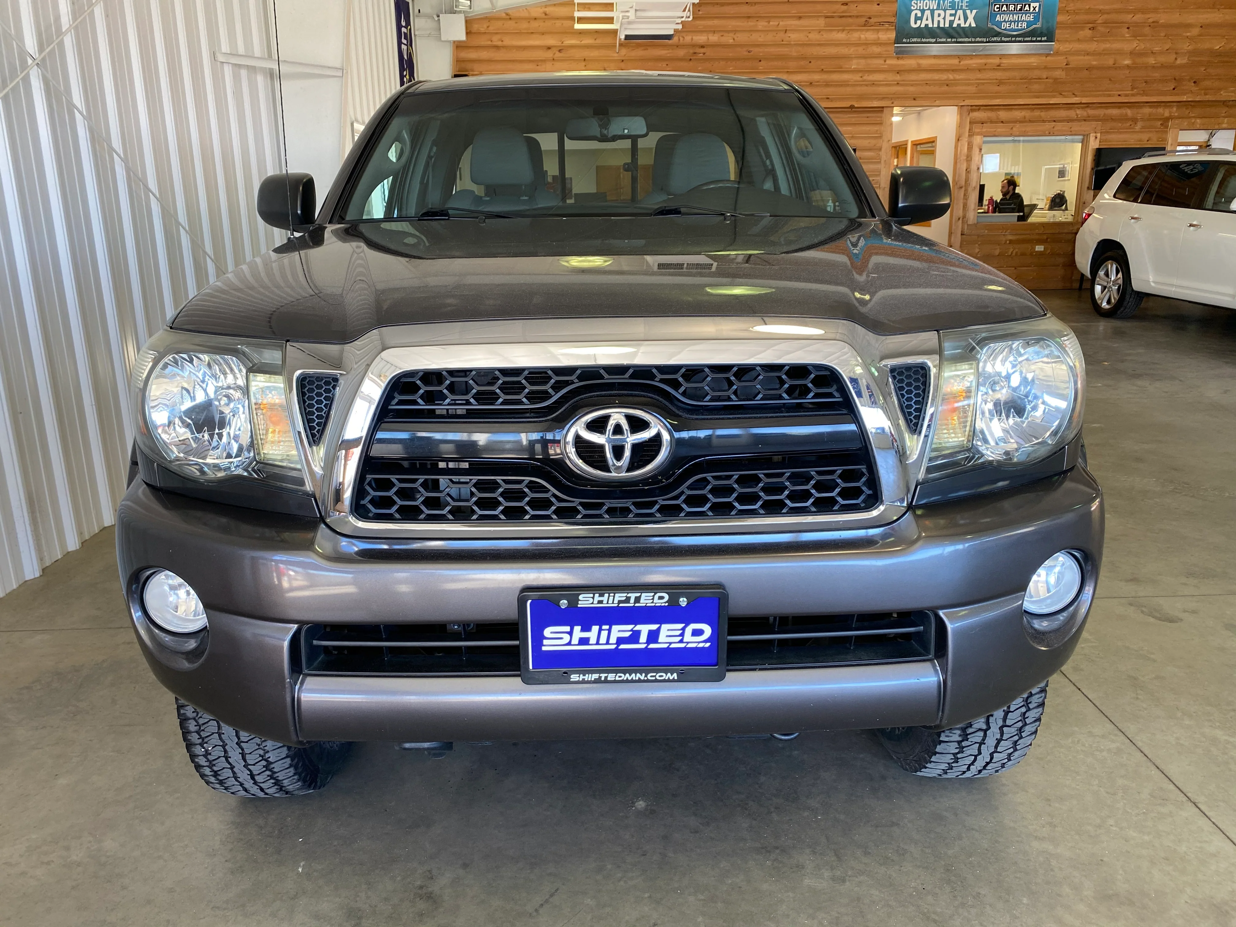 2011 Toyota Tacoma 4WD Ex Cab V6 - Image 7