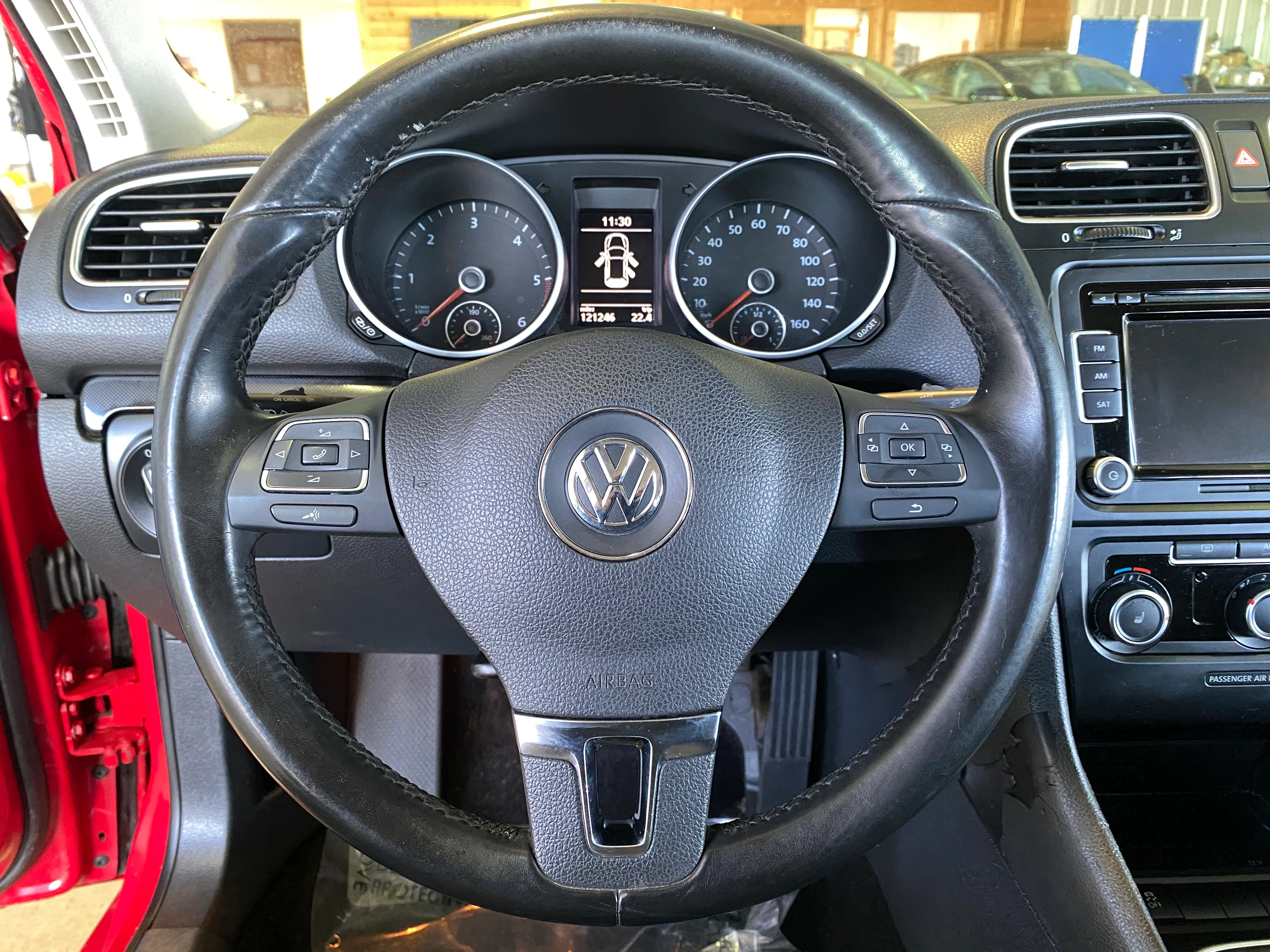 2011 Volkswagen Jetta SportWagen Manual TDI - Image 17