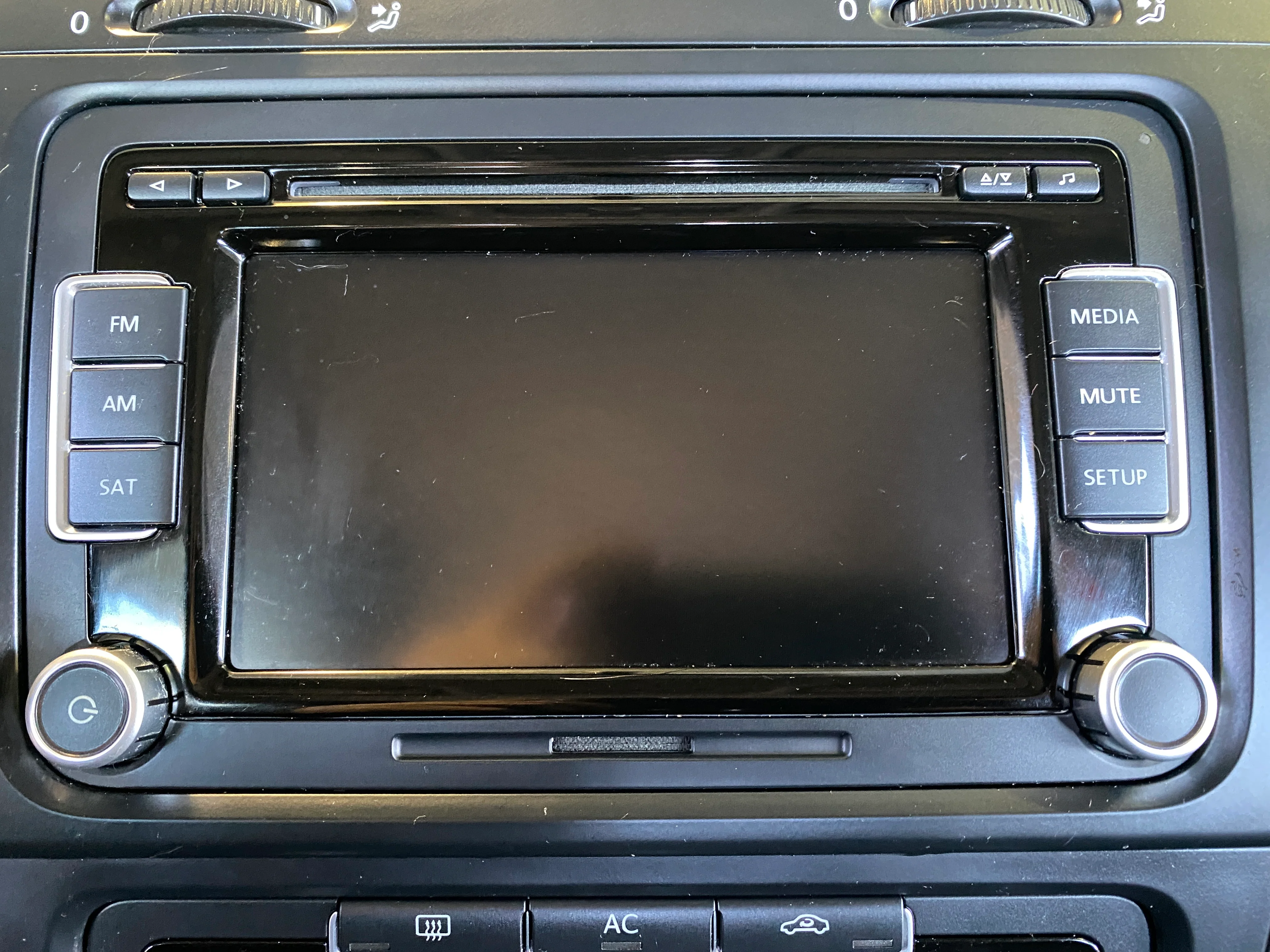 2011 Volkswagen Jetta SportWagen Manual TDI - Image 19