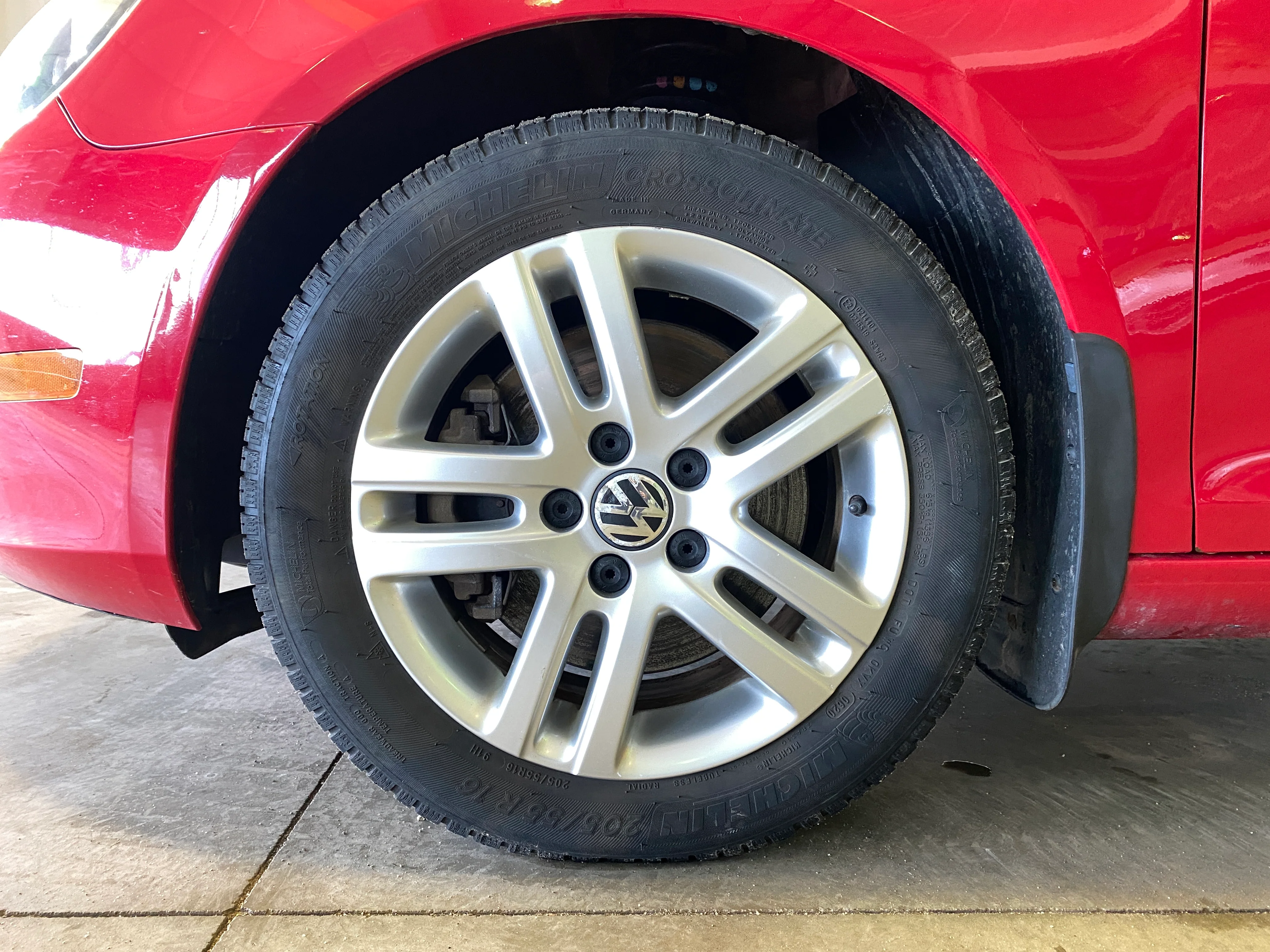 2011 Volkswagen Jetta SportWagen Manual TDI - Image 9
