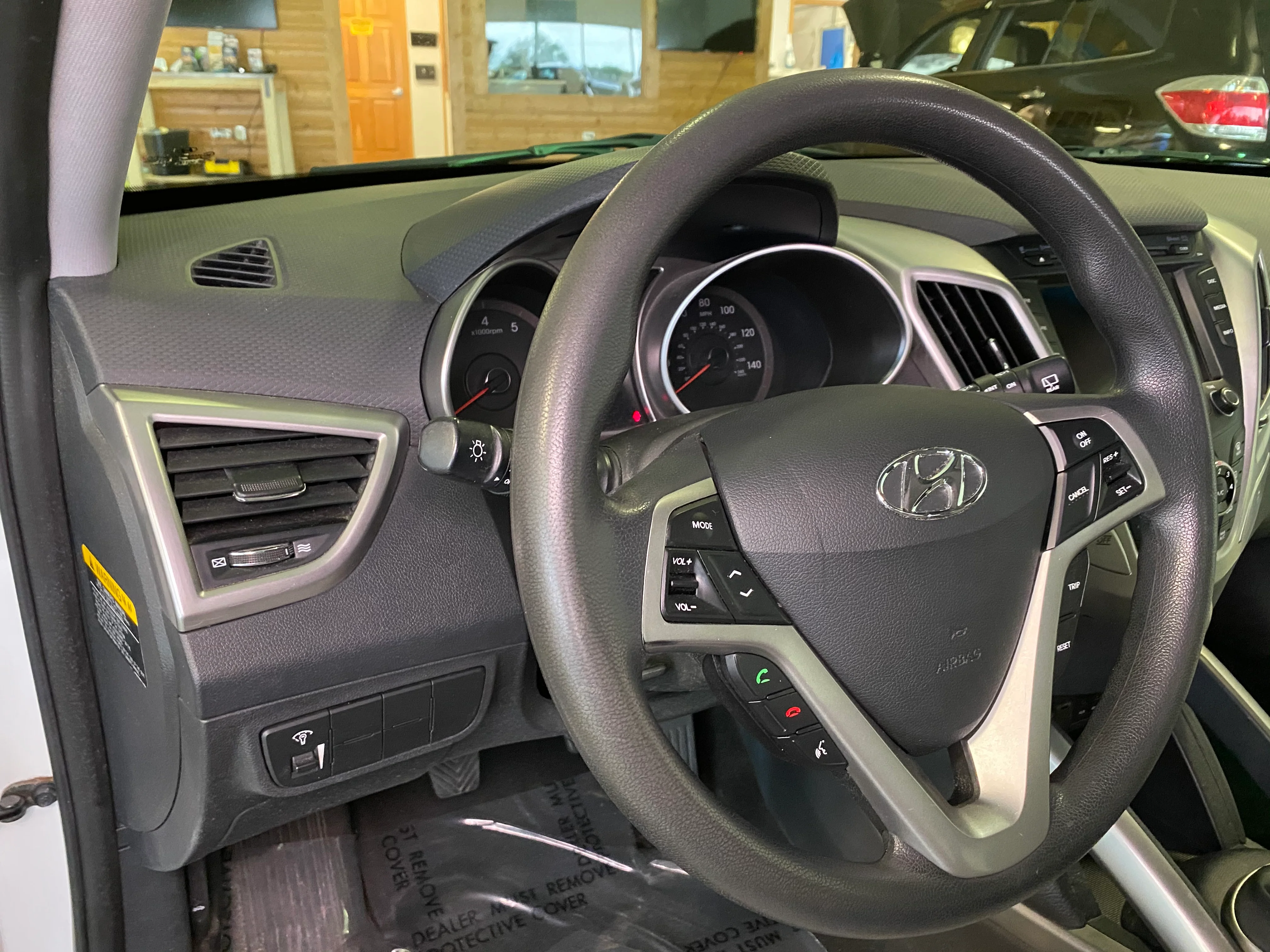2012 Hyundai Veloster Manual - Image 15