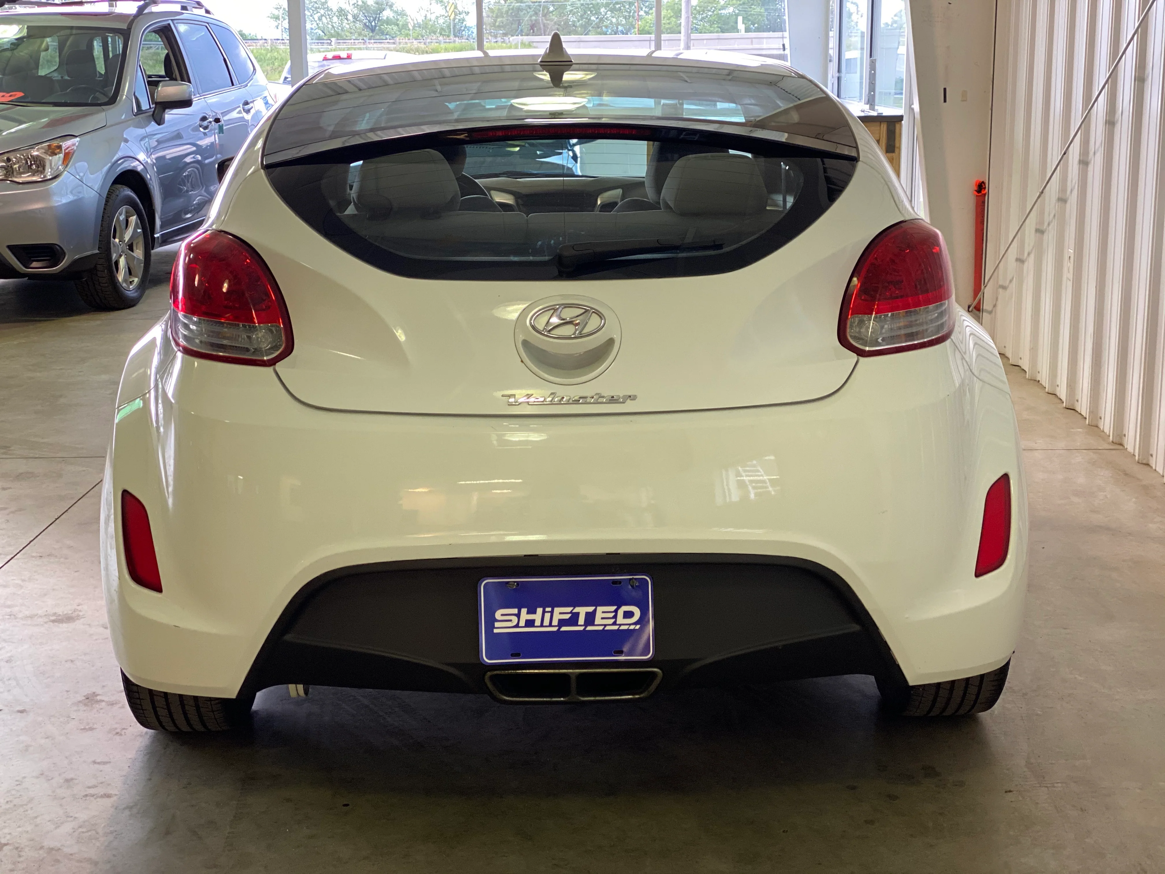 2012 Hyundai Veloster Manual - Image 4