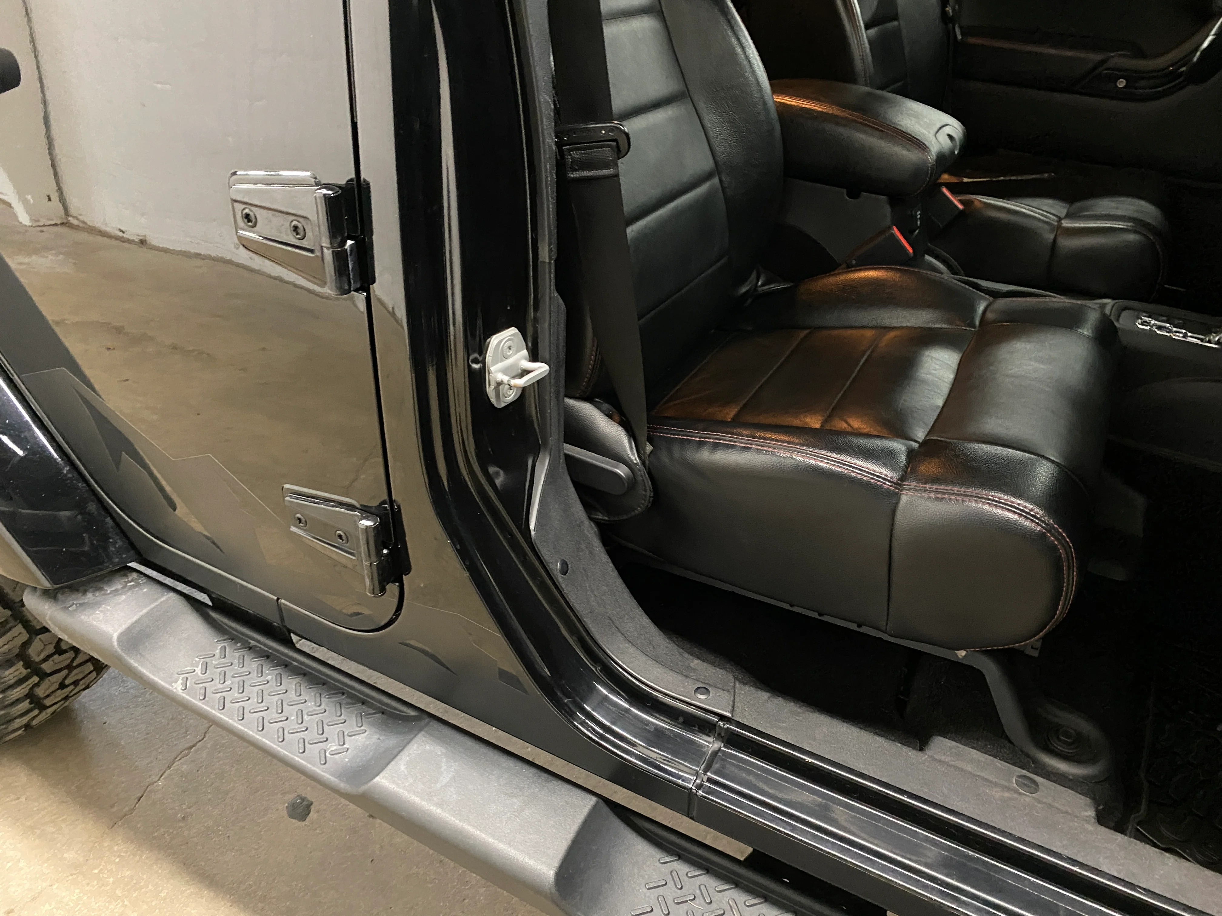2012 Jeep Wrangler Unlimited Sahara - Image 48