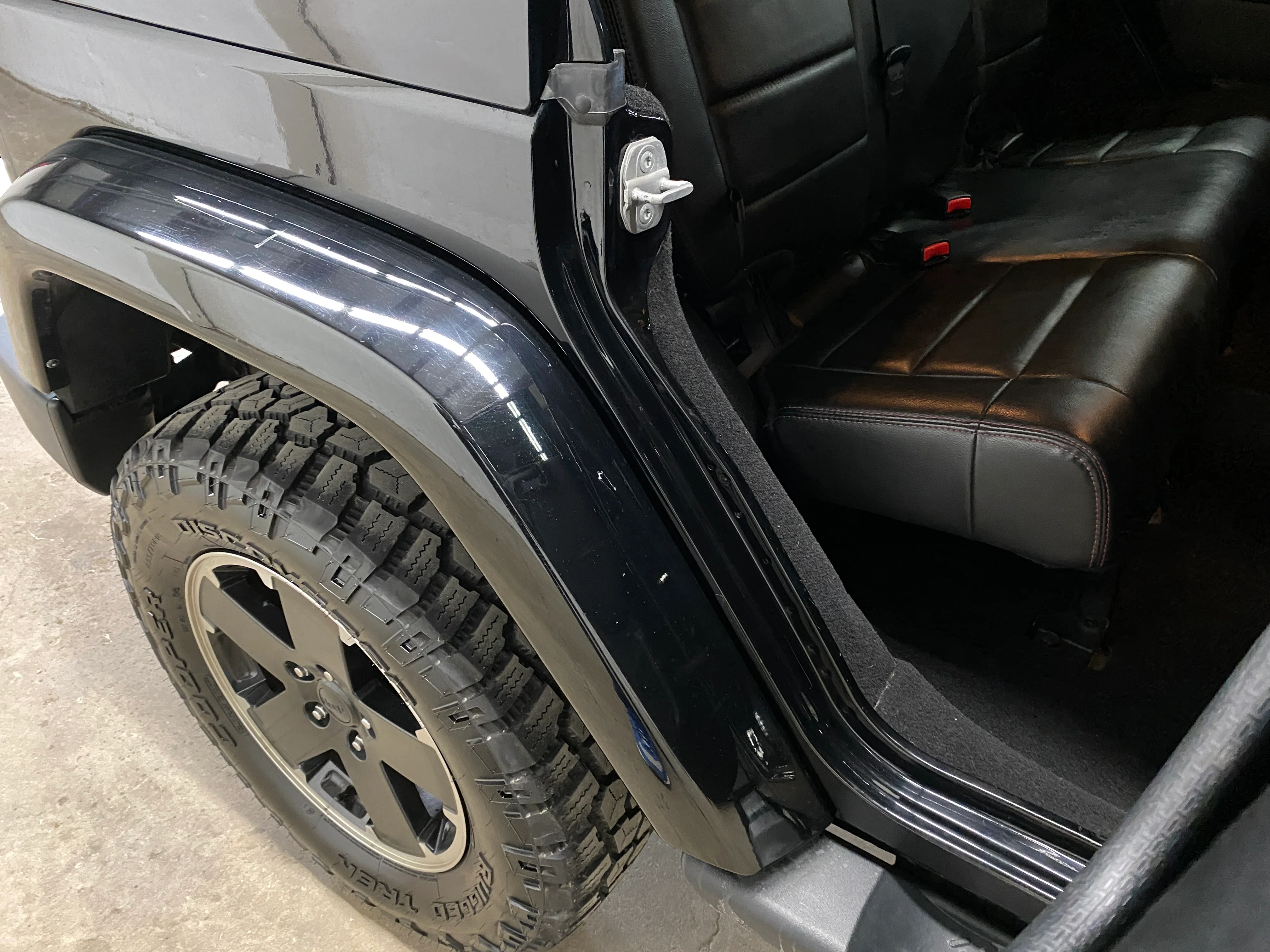 2012 Jeep Wrangler Unlimited Sahara - Image 52