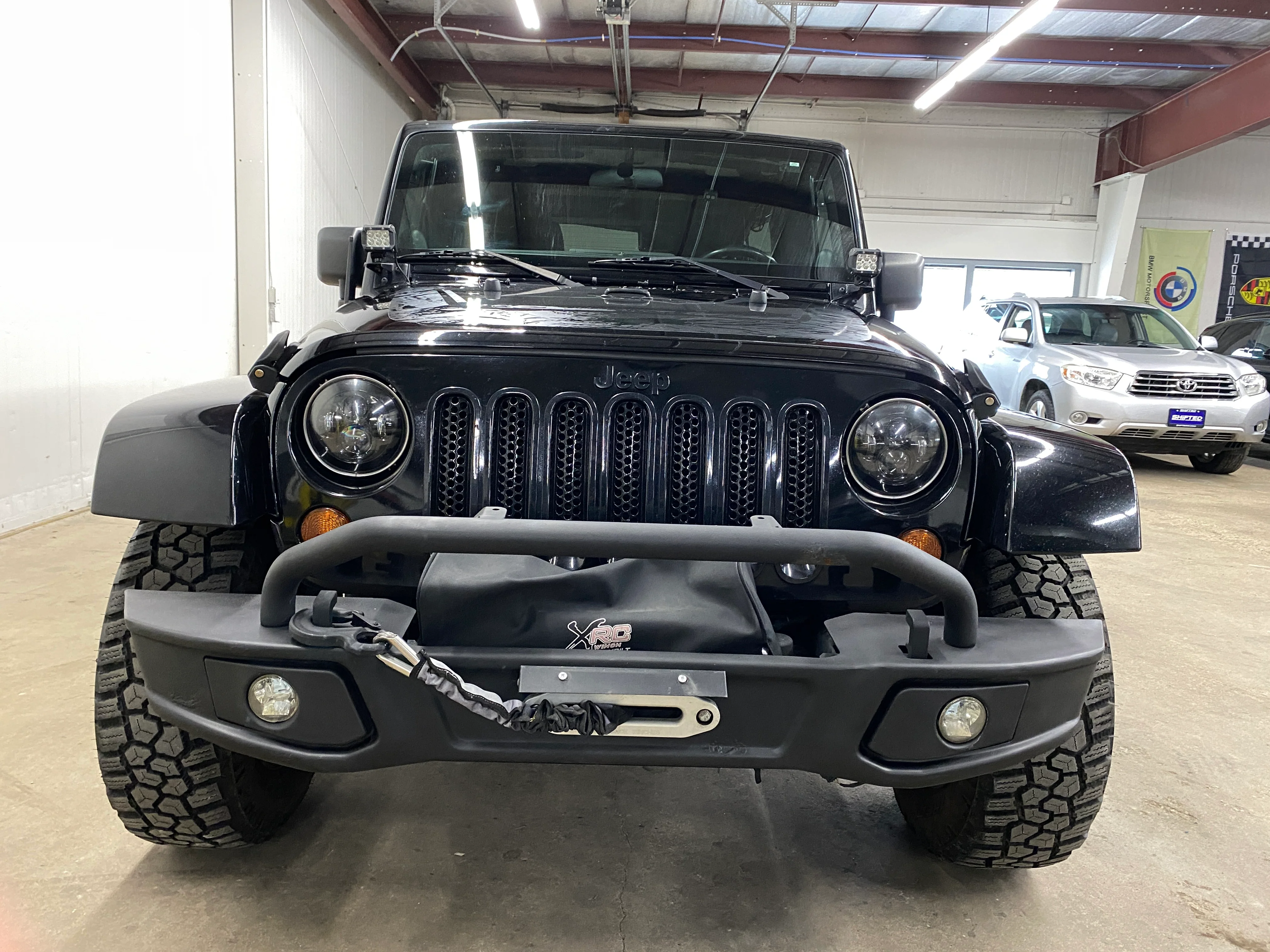 2012 Jeep Wrangler Unlimited Sahara - Image 7