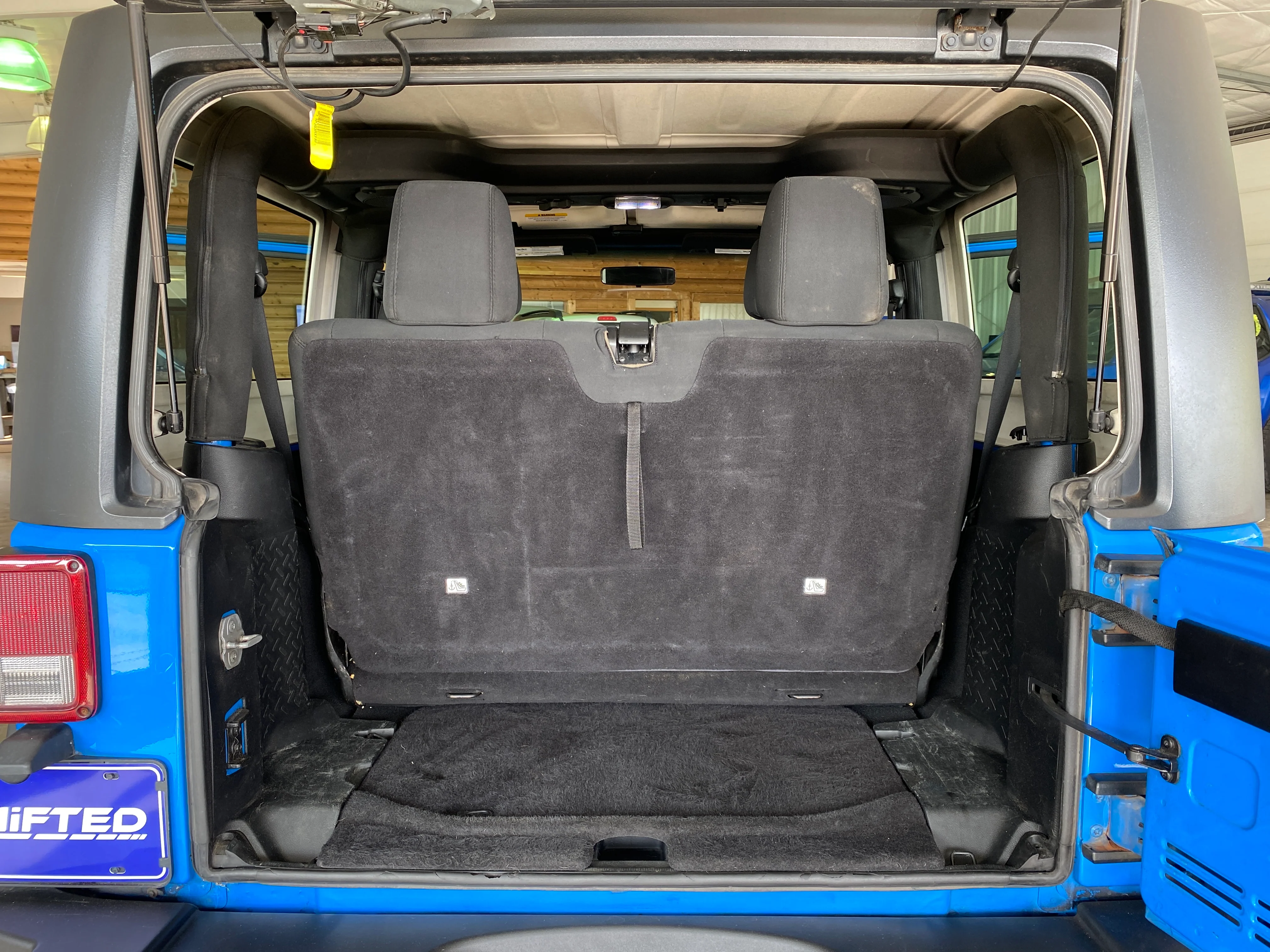 2012 Jeep Wrangler Sport 4WD Manual - Image 12
