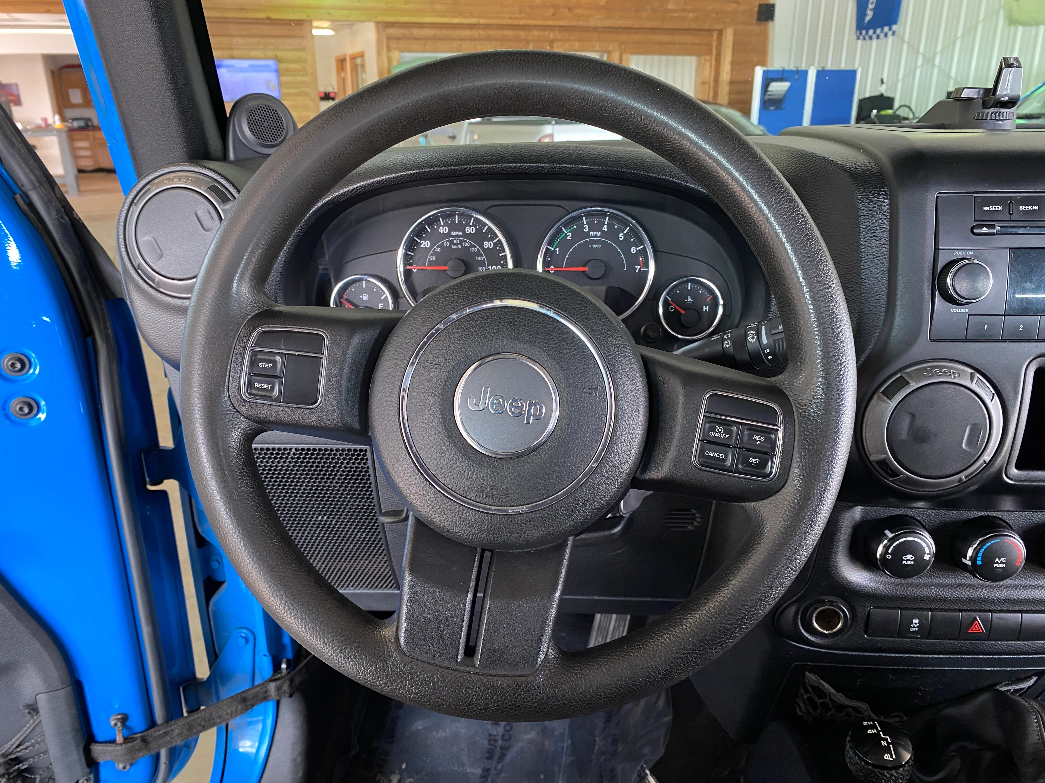 2012 Jeep Wrangler Sport 4WD Manual - Image 17