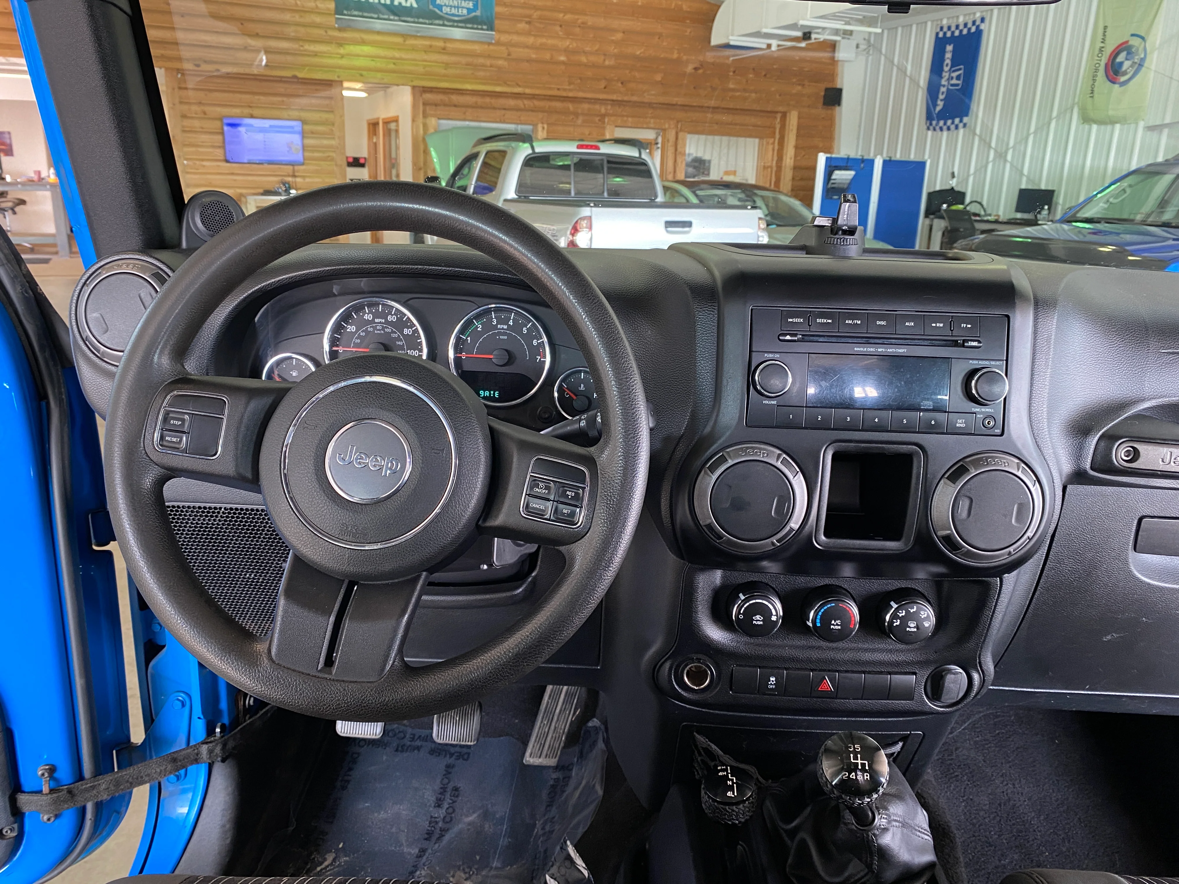 2012 Jeep Wrangler Sport 4WD Manual - Image 20