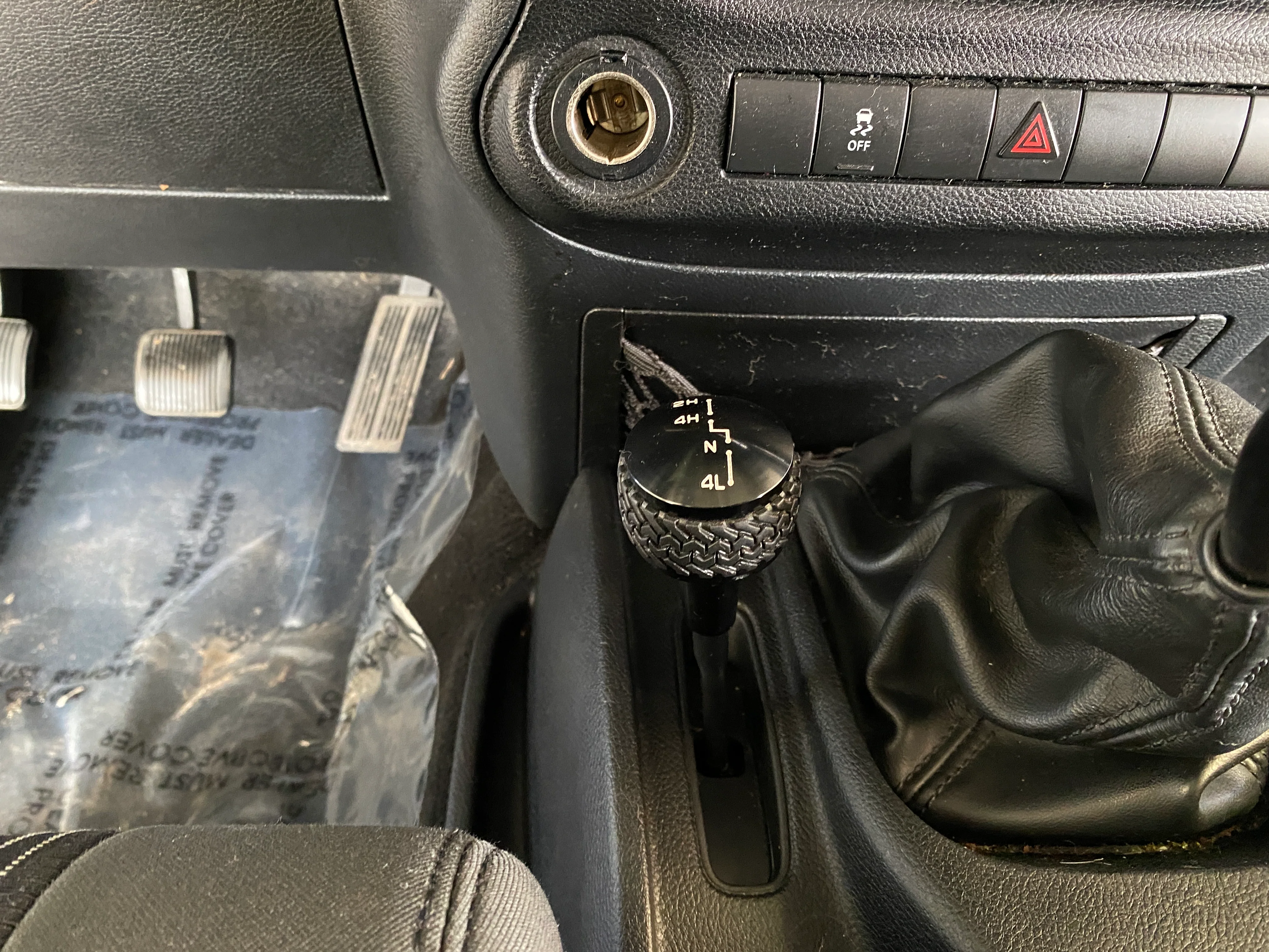 2012 Jeep Wrangler Sport 4WD Manual - Image 22