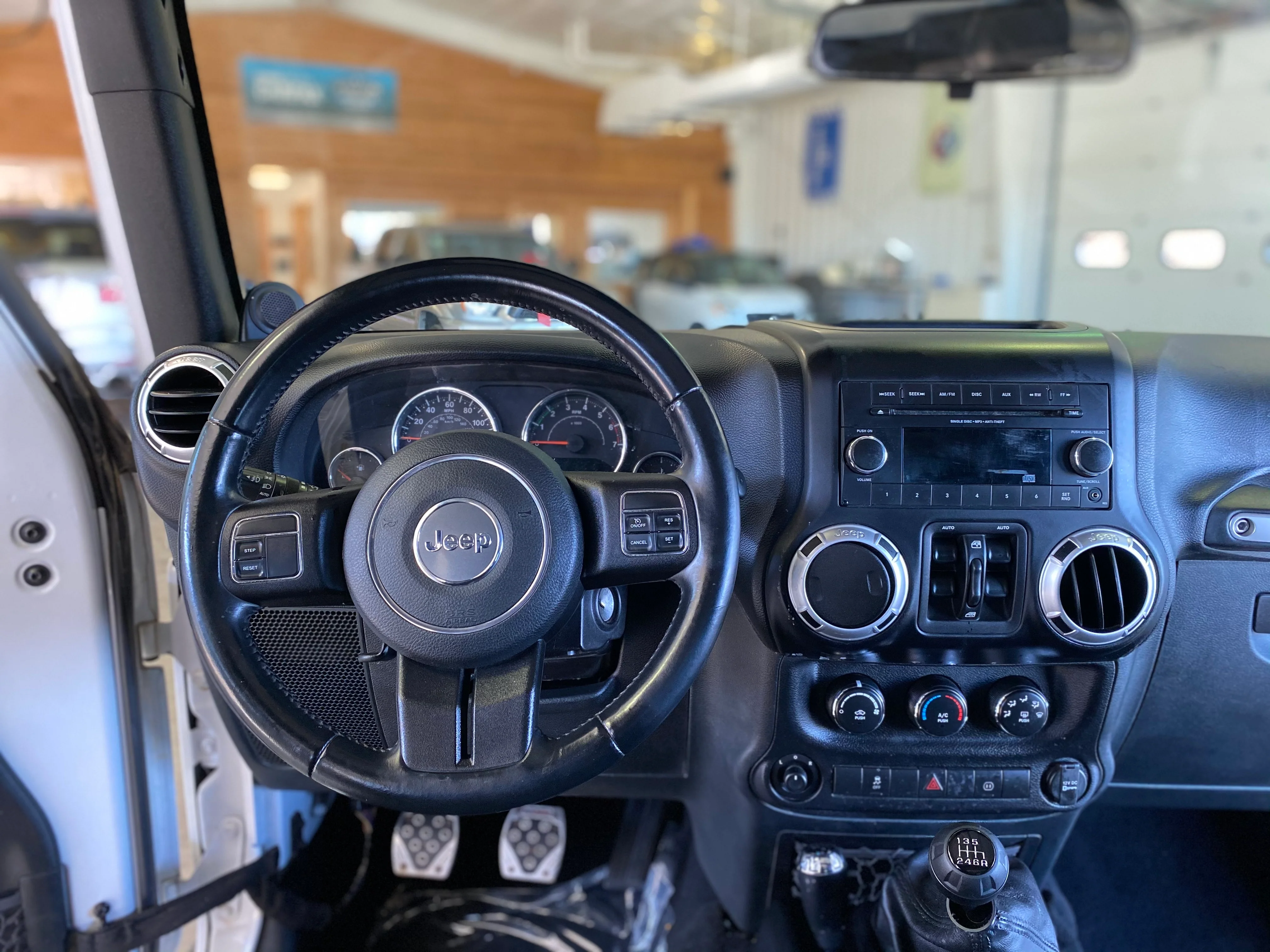 2012 Jeep Wrangler Unlimited Sahara Manual - Image 16