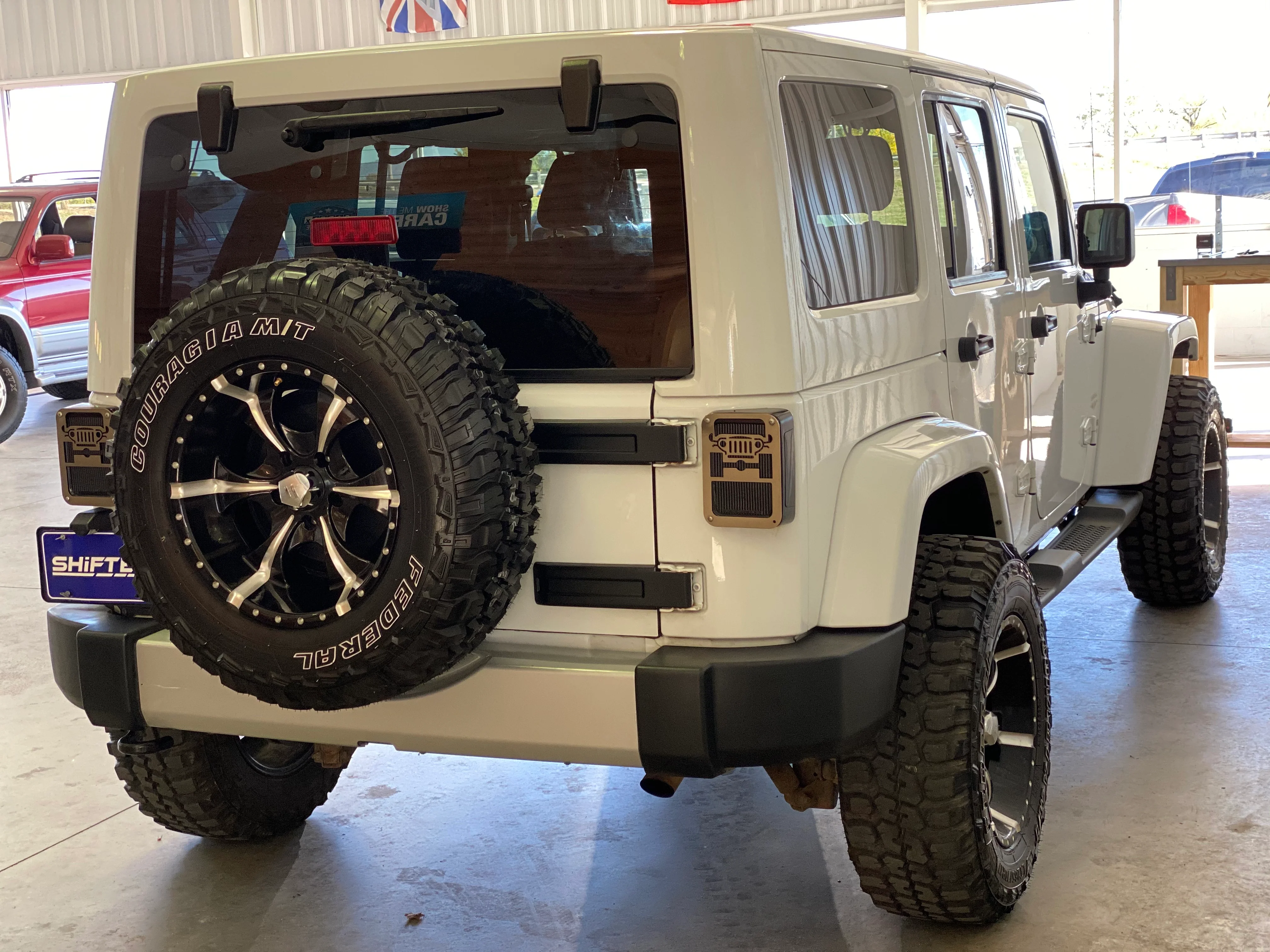 2012 Jeep Wrangler Unlimited Sahara Manual - Image 5