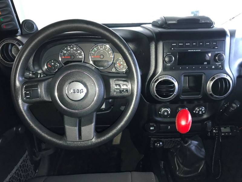 2012 Jeep Wrangler Unlimited Sport - Image 14