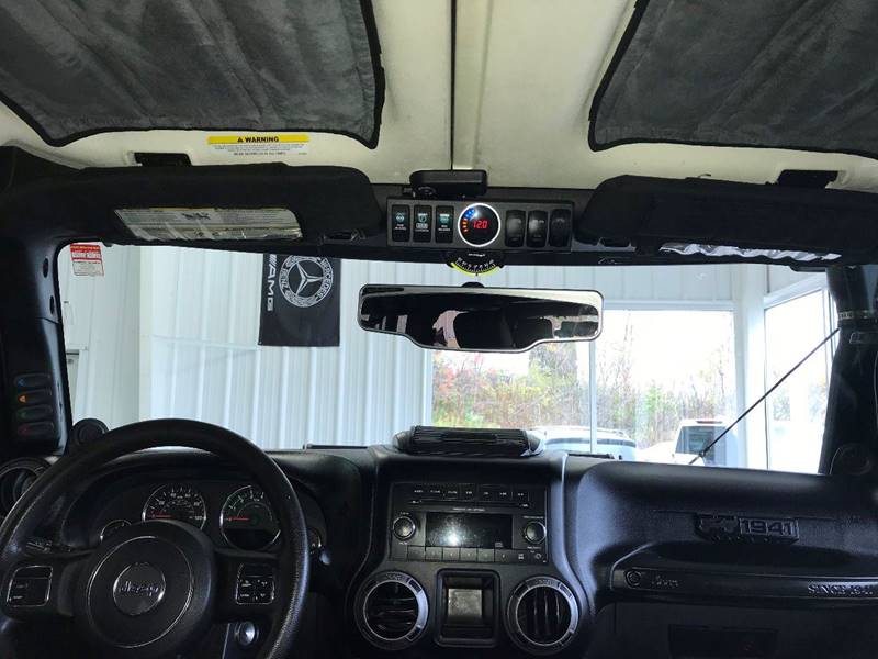 2012 Jeep Wrangler Unlimited Sport - Image 16
