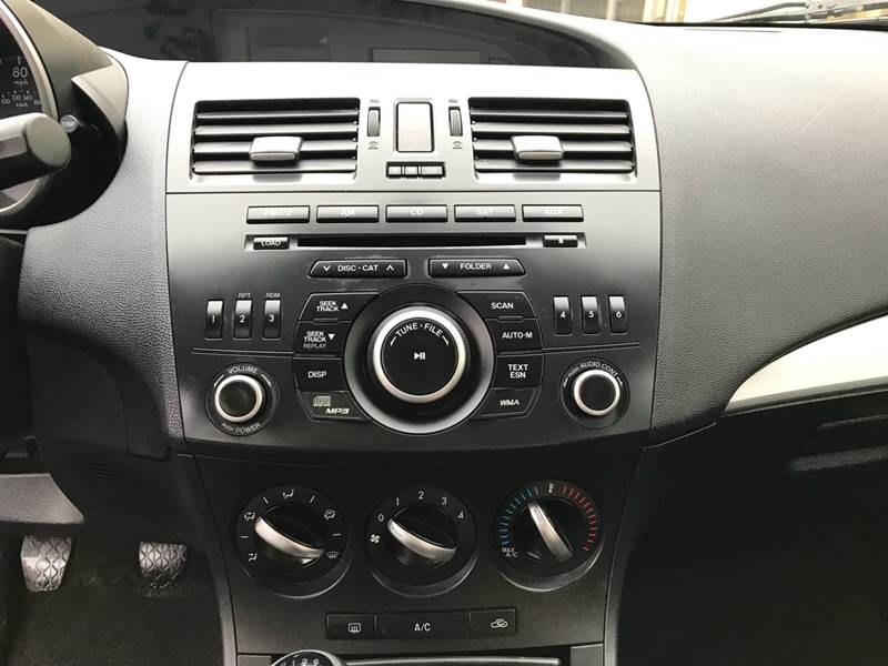 2012 Mazda Mazda3 Touring - Image 13