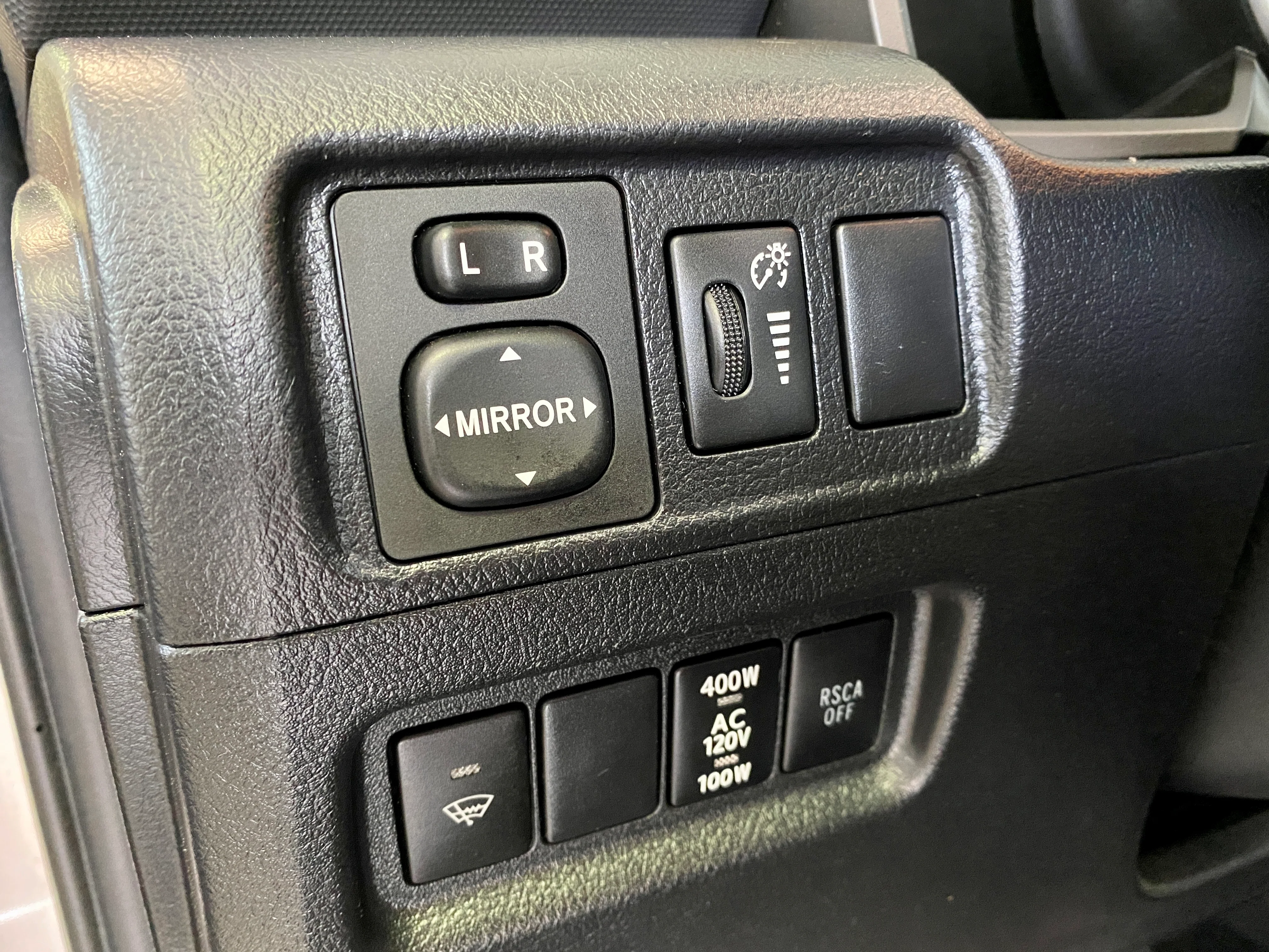 2012 Toyota 4Runner Limited 4WD - Image 17