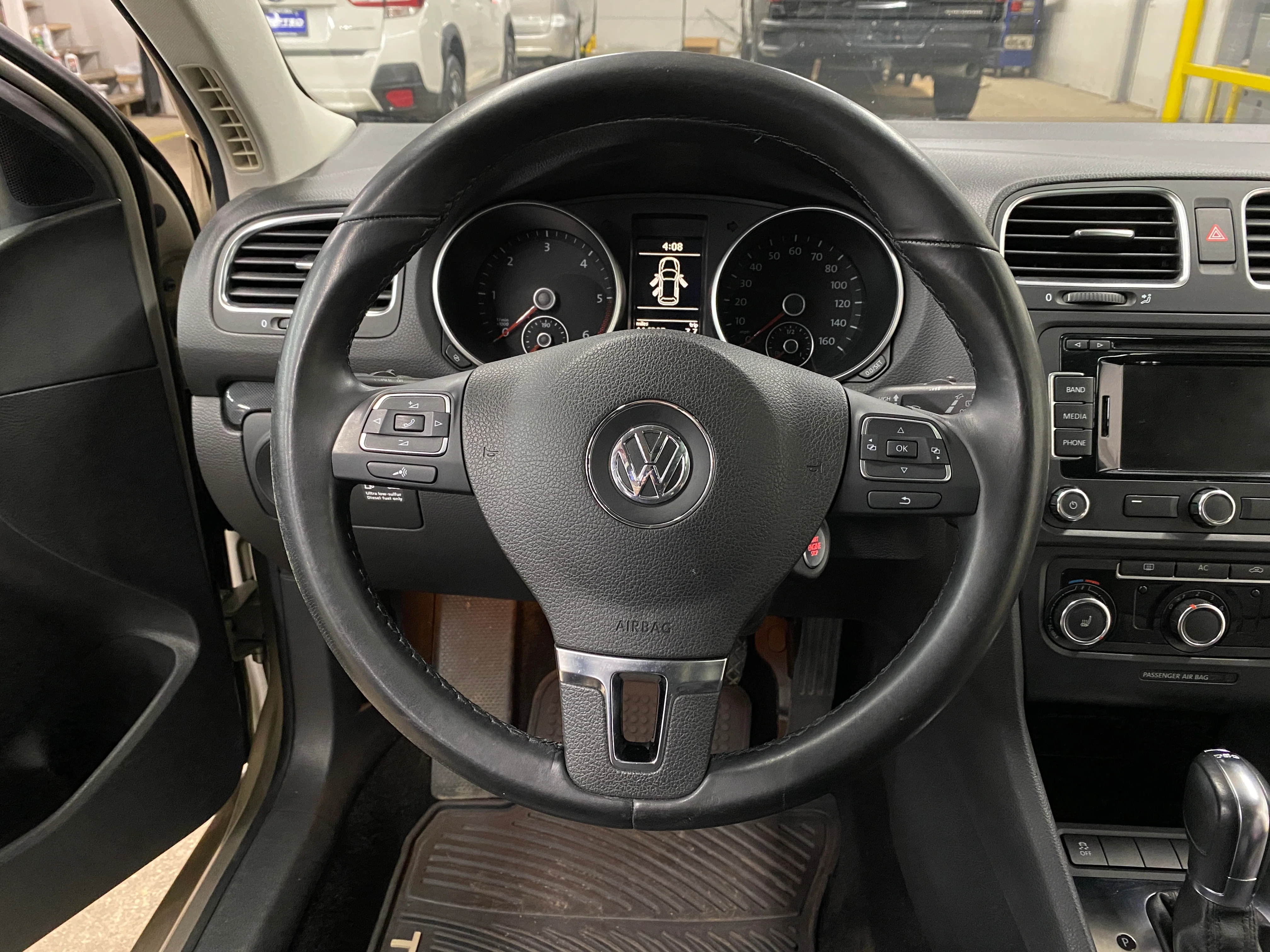 2012 Volkswagen Jetta TDI - Image 21