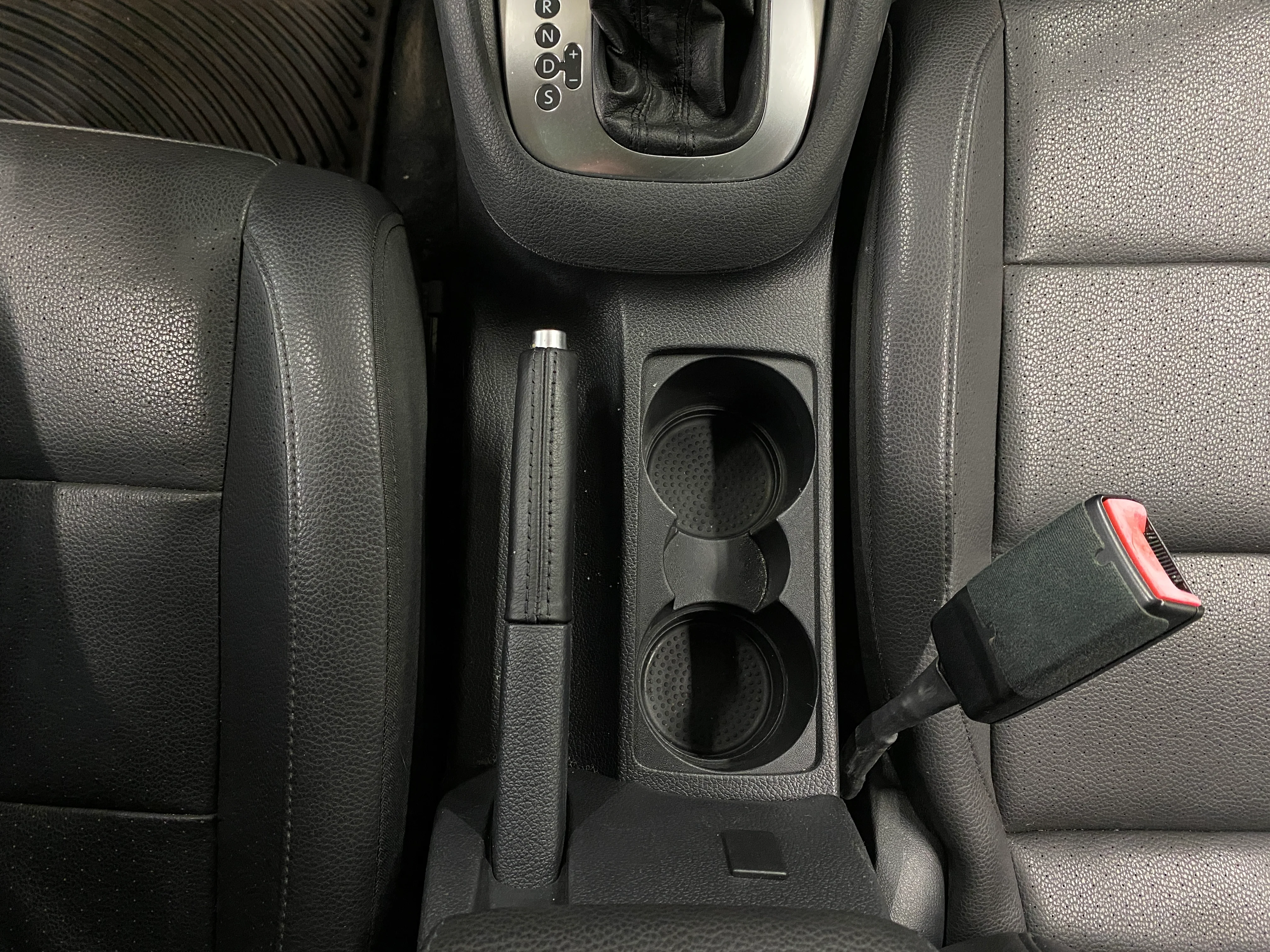 2012 Volkswagen Jetta TDI - Image 28