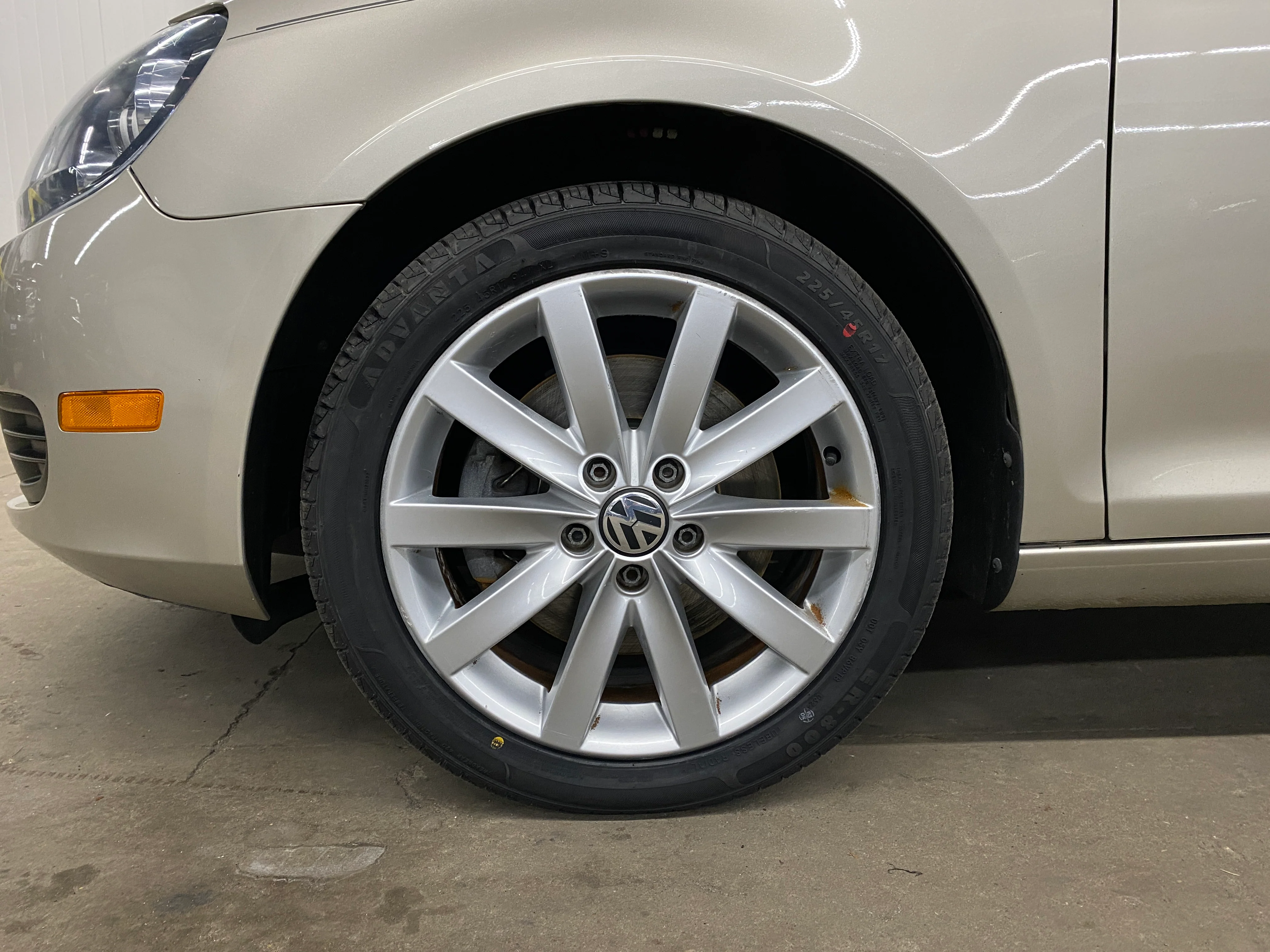 2012 Volkswagen Jetta TDI - Image 30