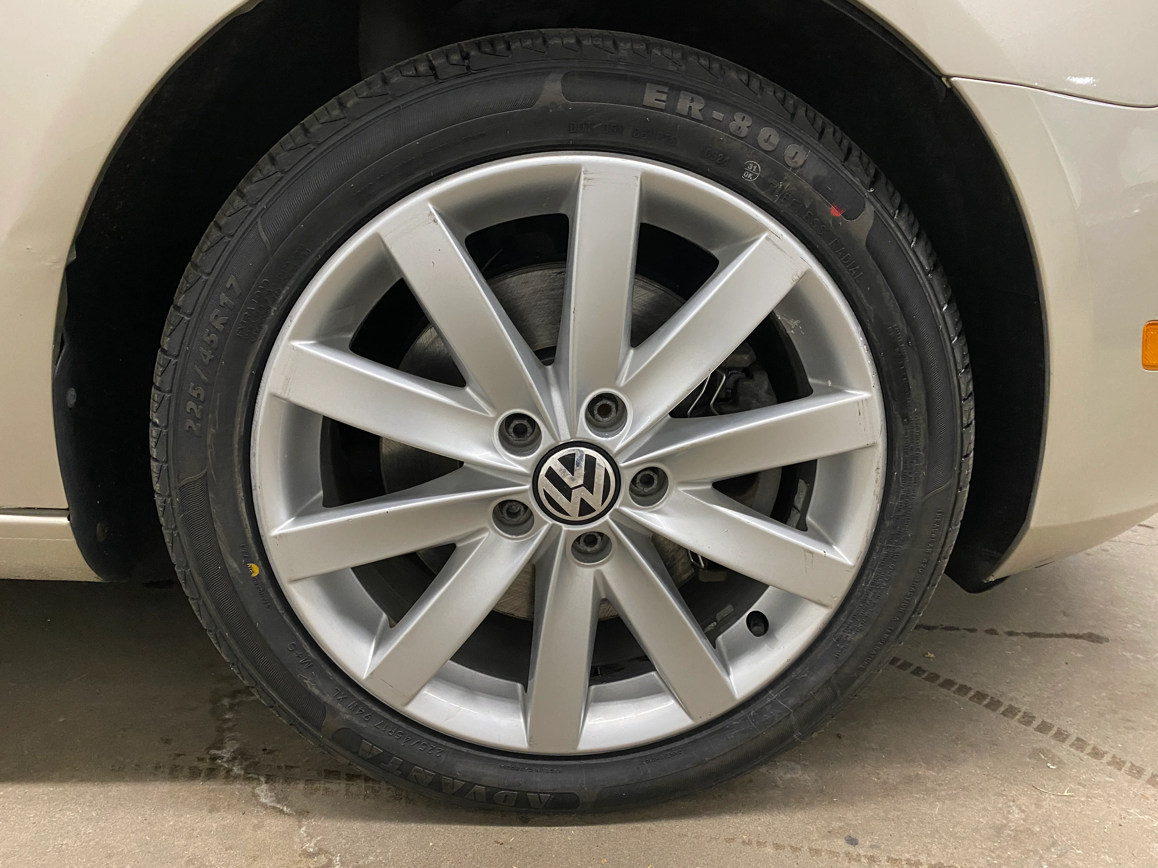 2012 Volkswagen Jetta TDI - Image 36