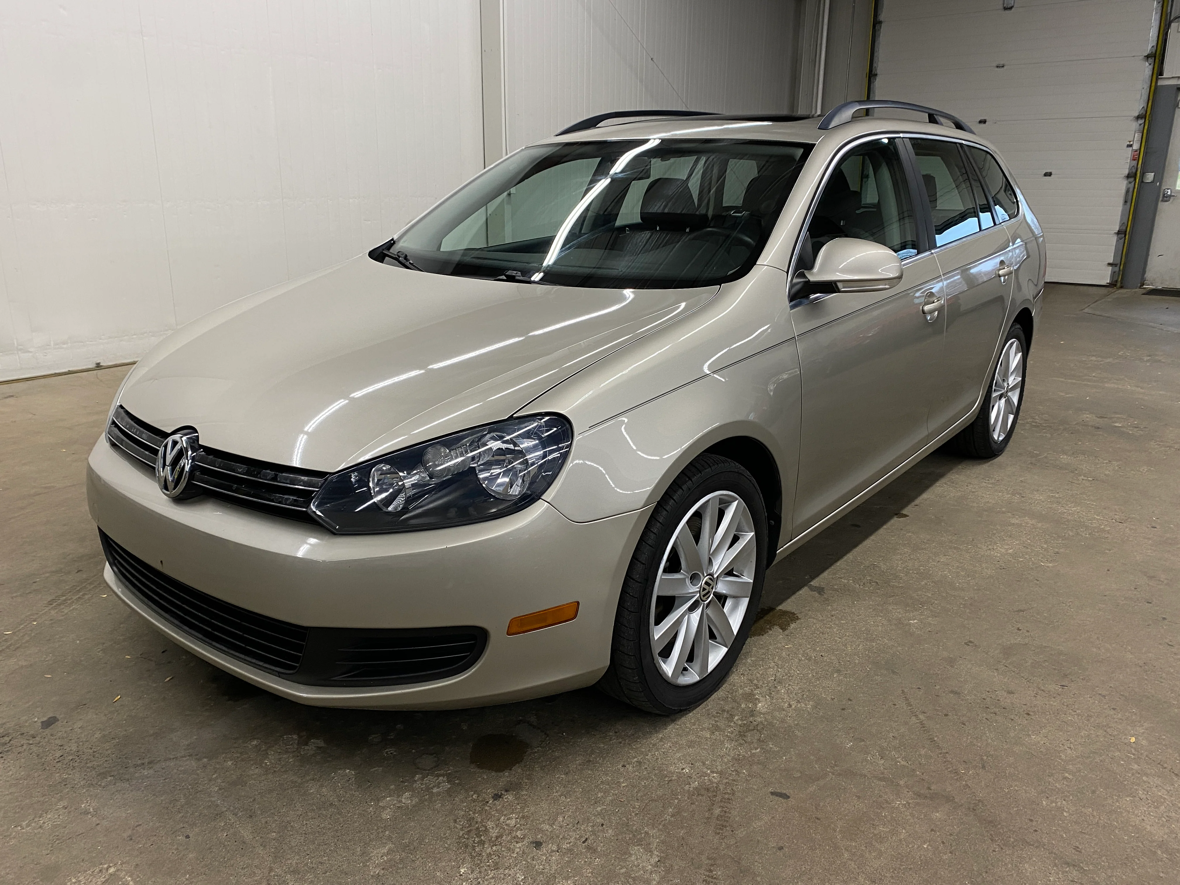 2012 Volkswagen Jetta TDI - Image 8