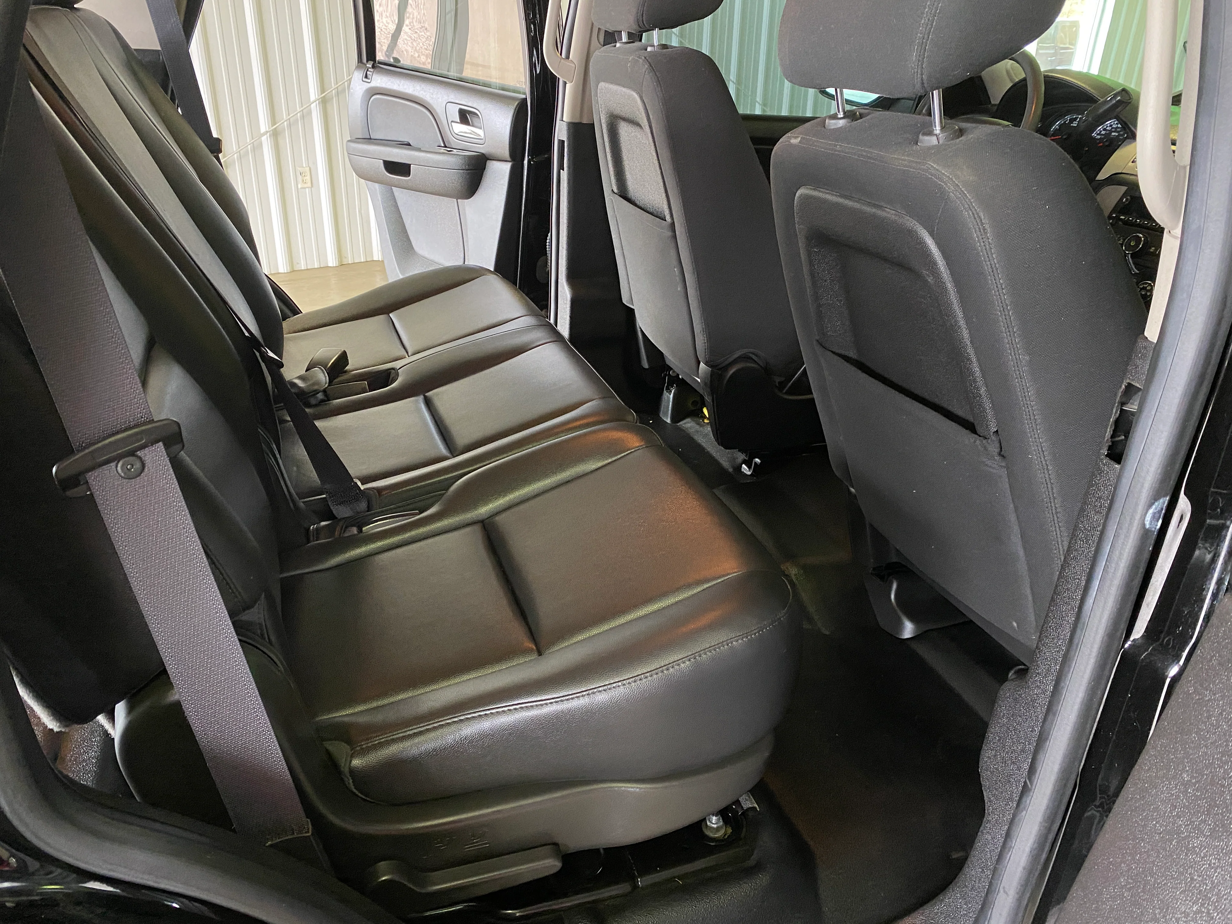 2013 Chevrolet Tahoe 4WD 5.3L - Image 14