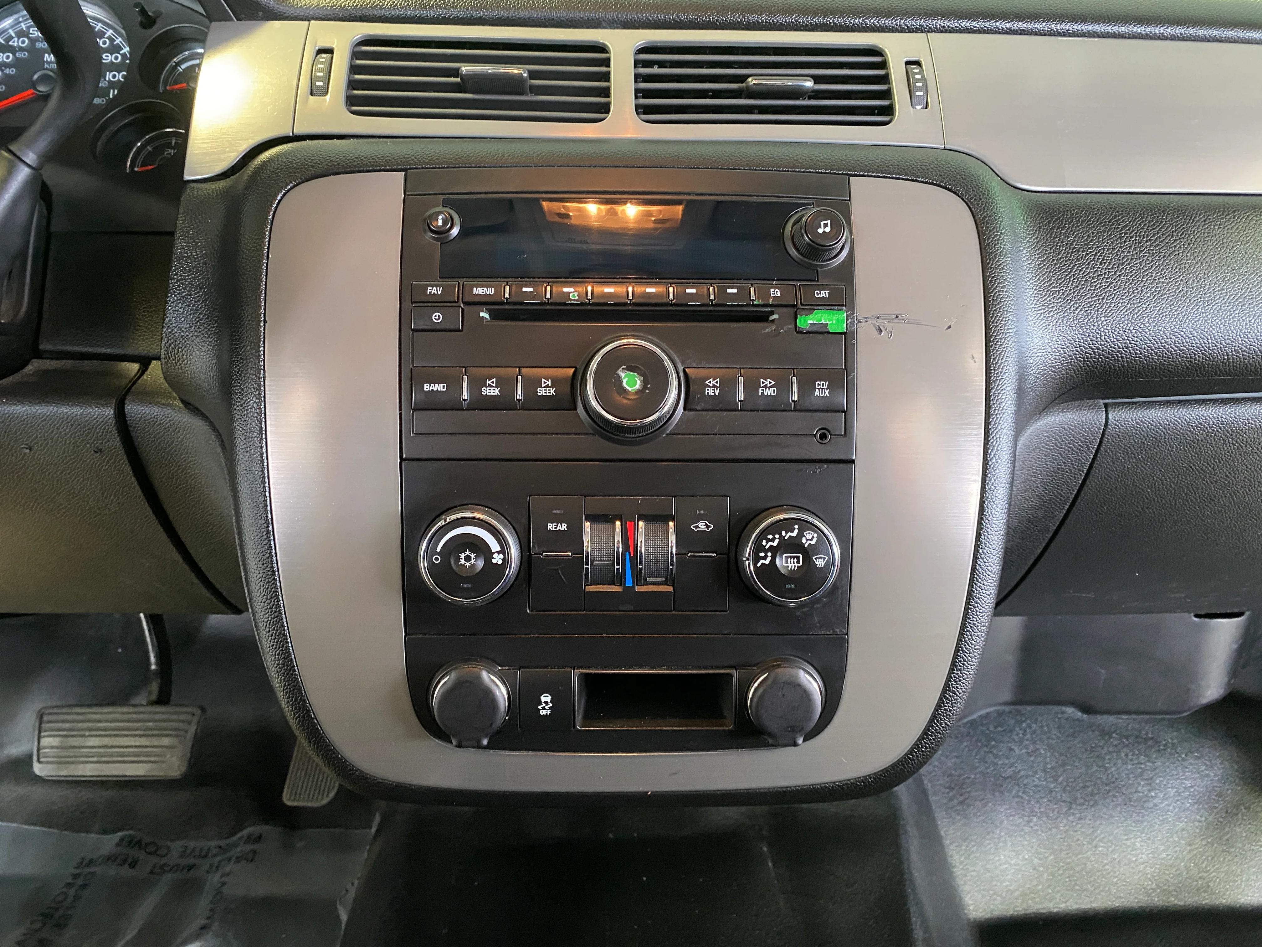 2013 Chevrolet Tahoe 4WD 5.3L - Image 18