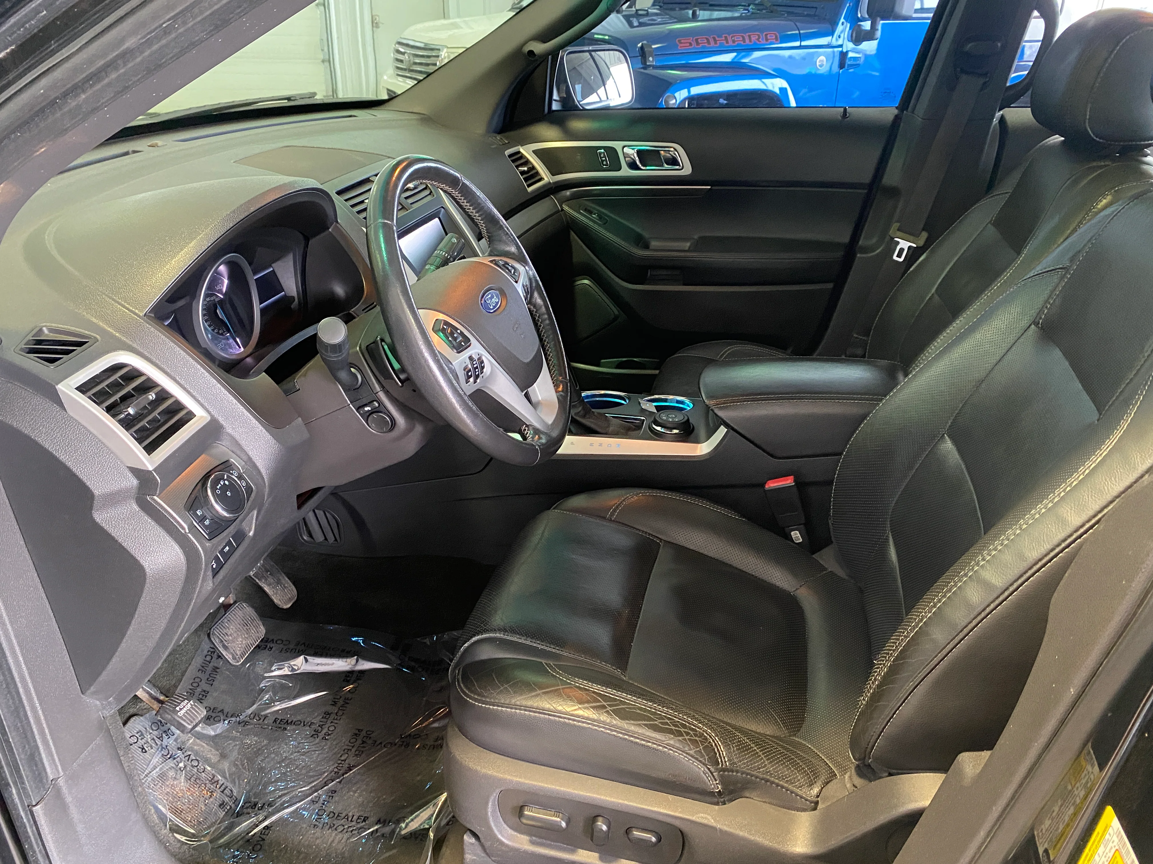 2013 Ford Explorer Sport 4WD - Image 10