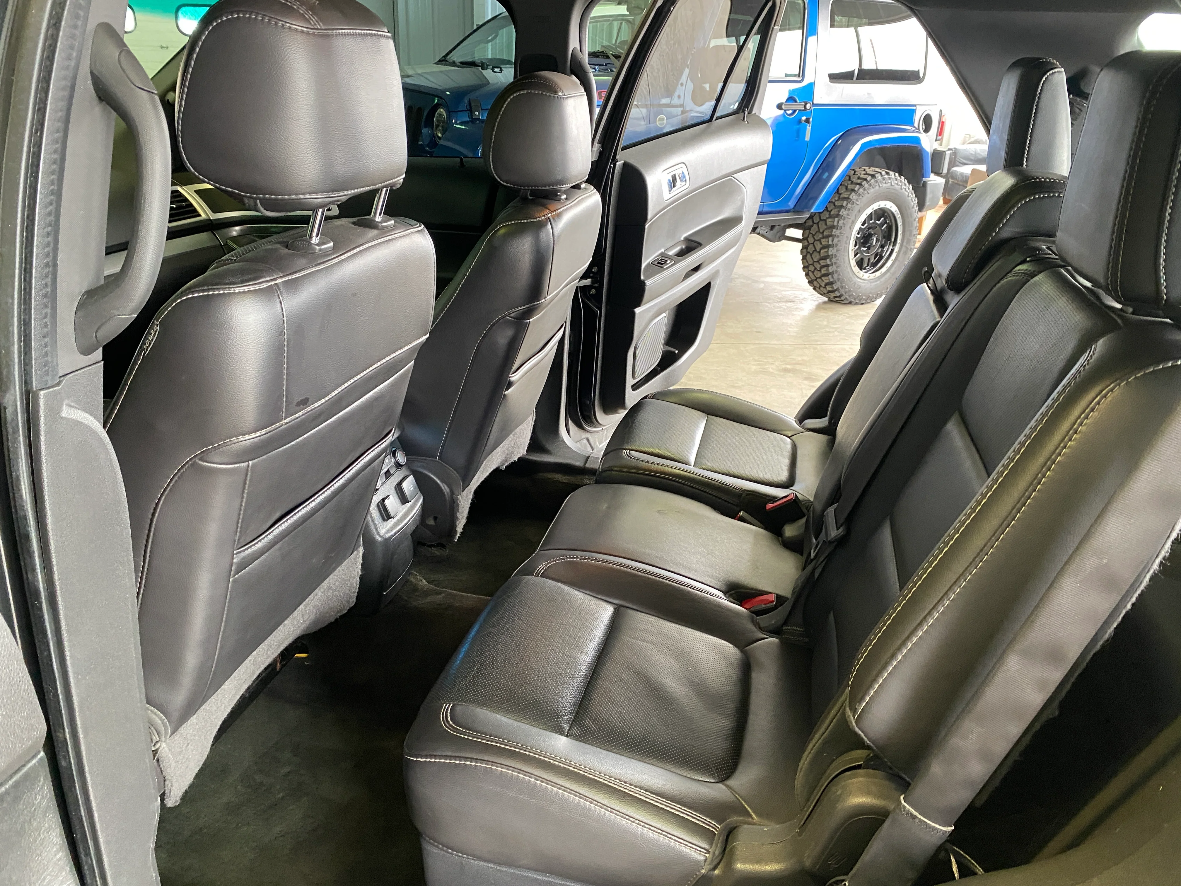 2013 Ford Explorer Sport 4WD - Image 11