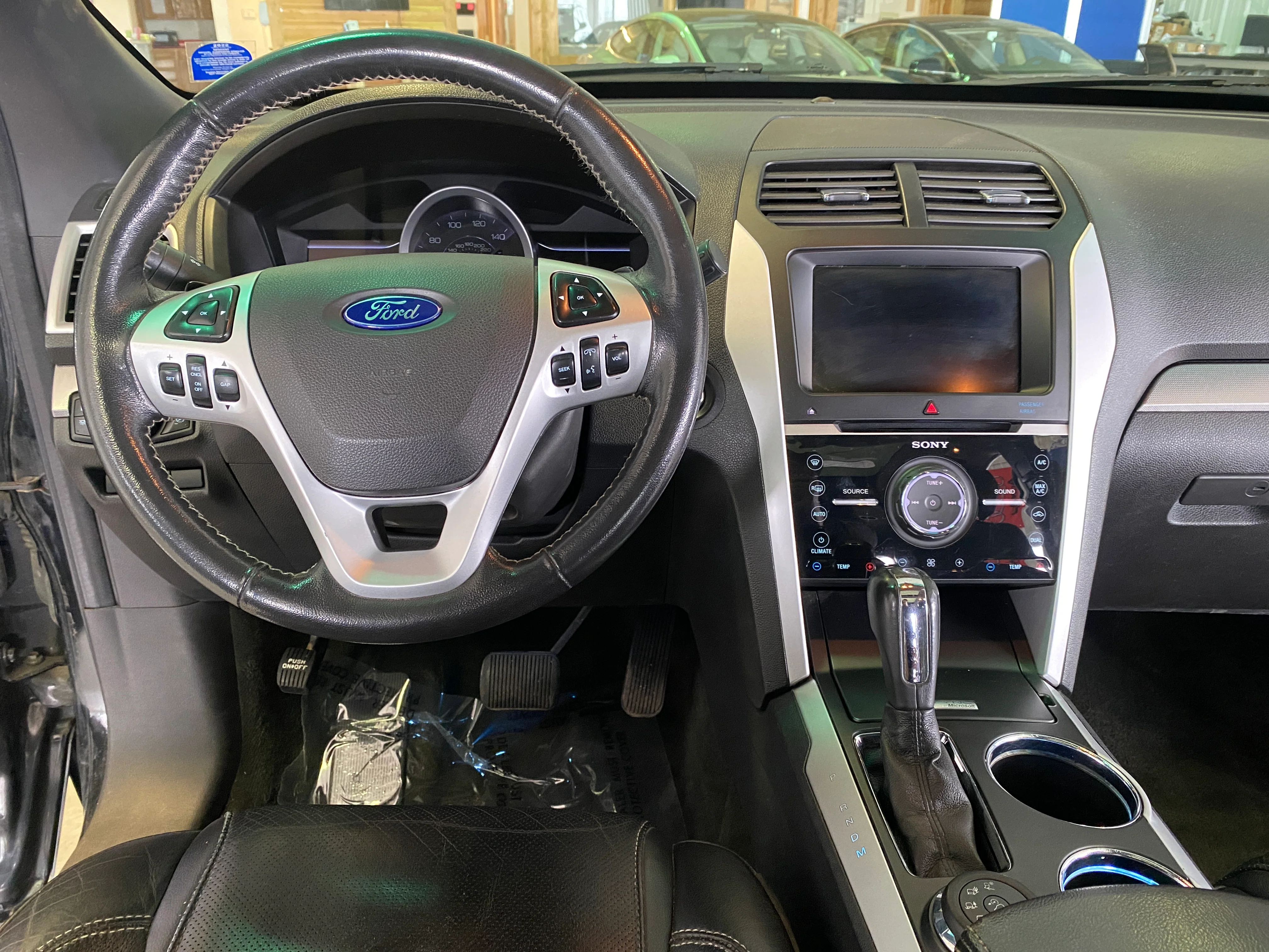 2013 Ford Explorer Sport 4WD - Image 18
