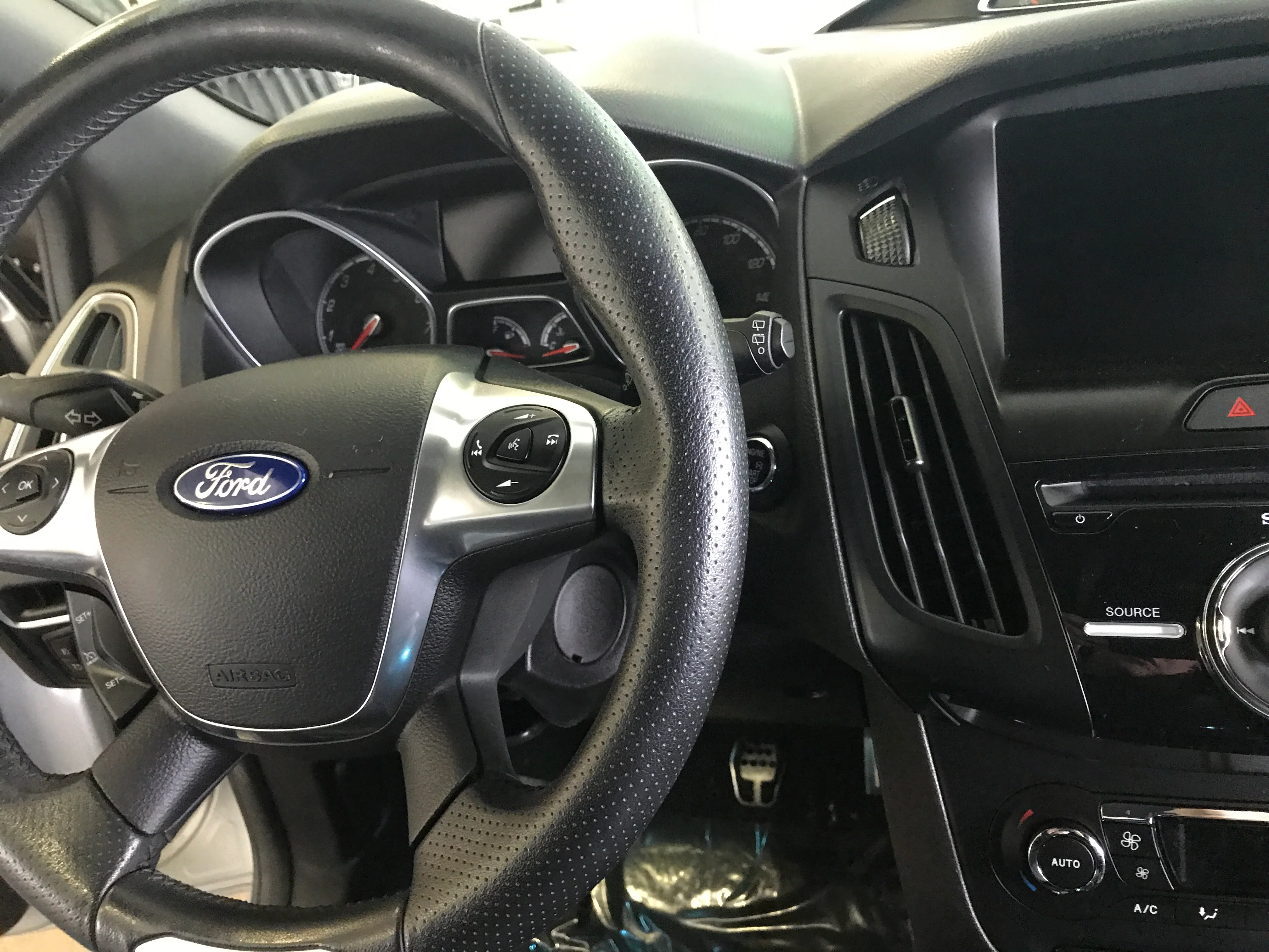 2014 Ford Focus ST - Image 10