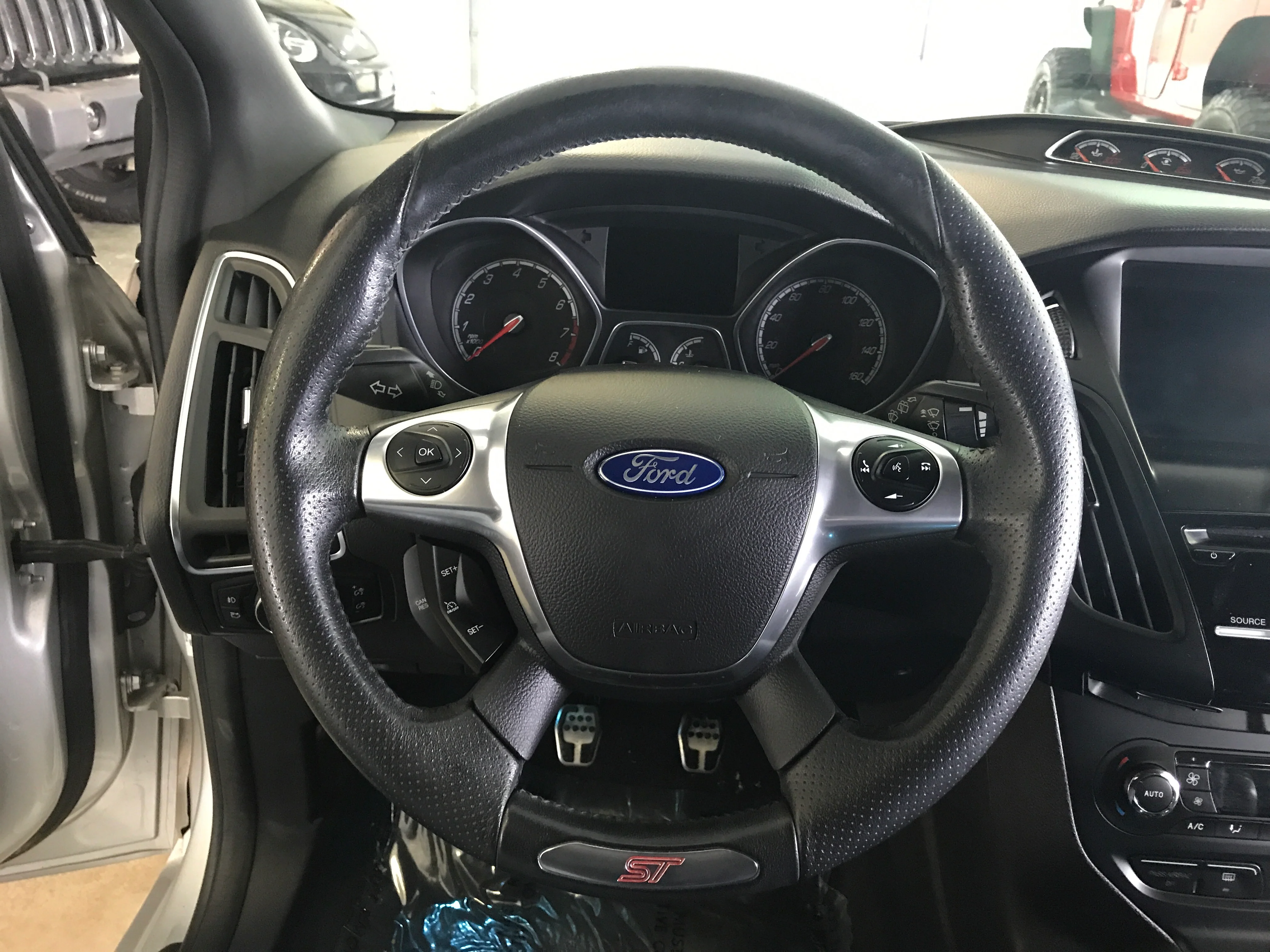 2014 Ford Focus ST - Image 11