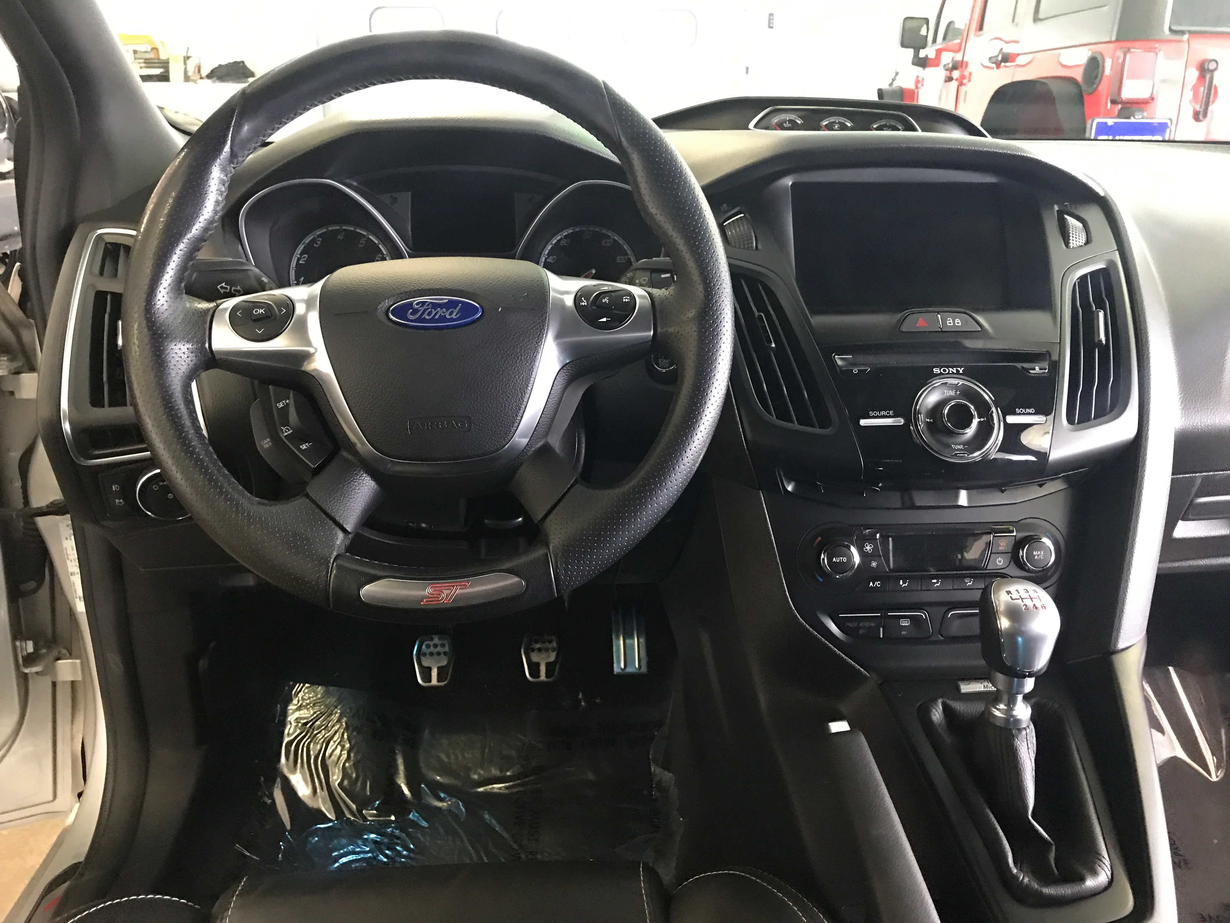 2014 Ford Focus ST - Image 9