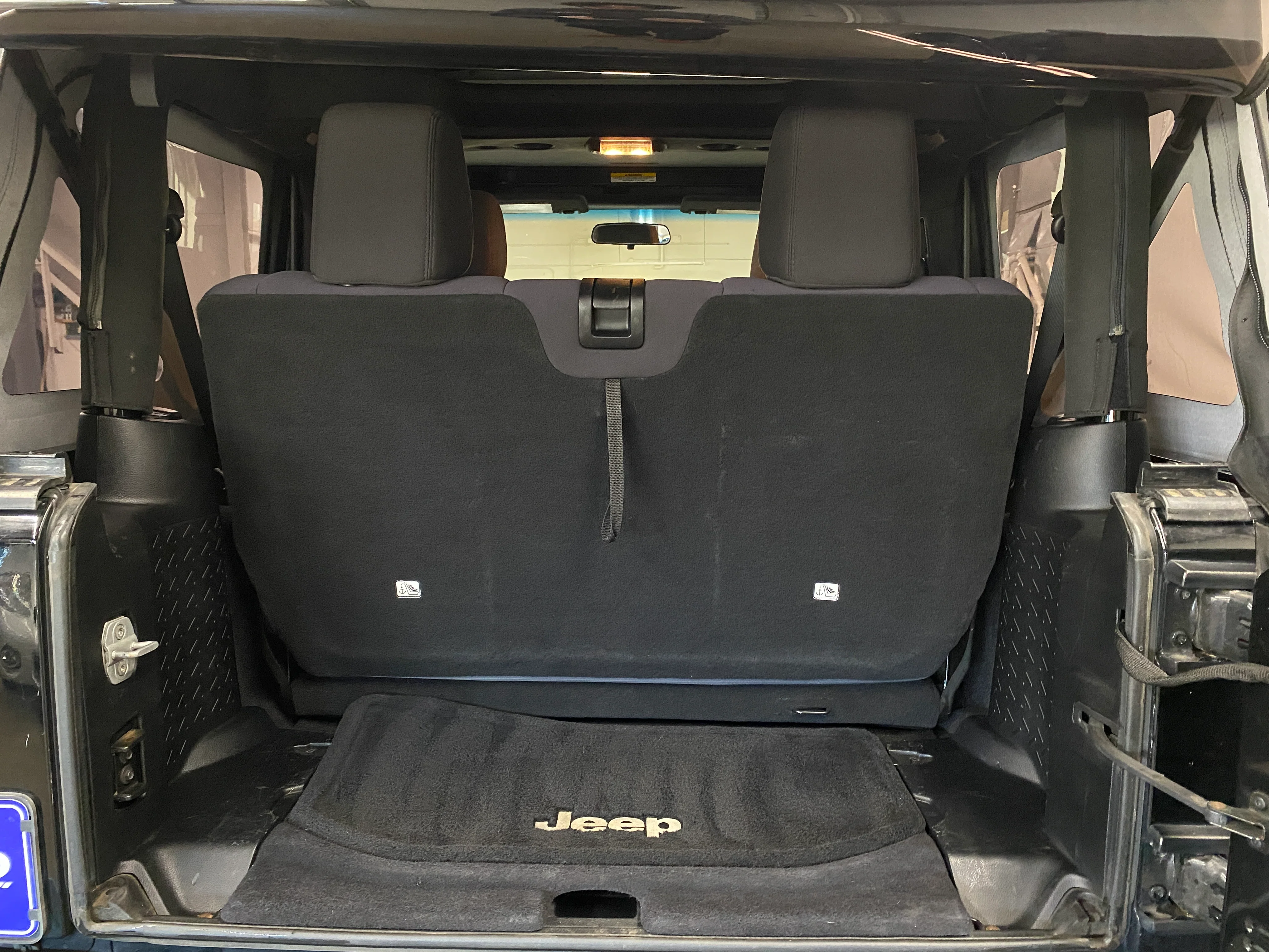 2013 Jeep Wrangler Sport 4WD Manual - Image 12