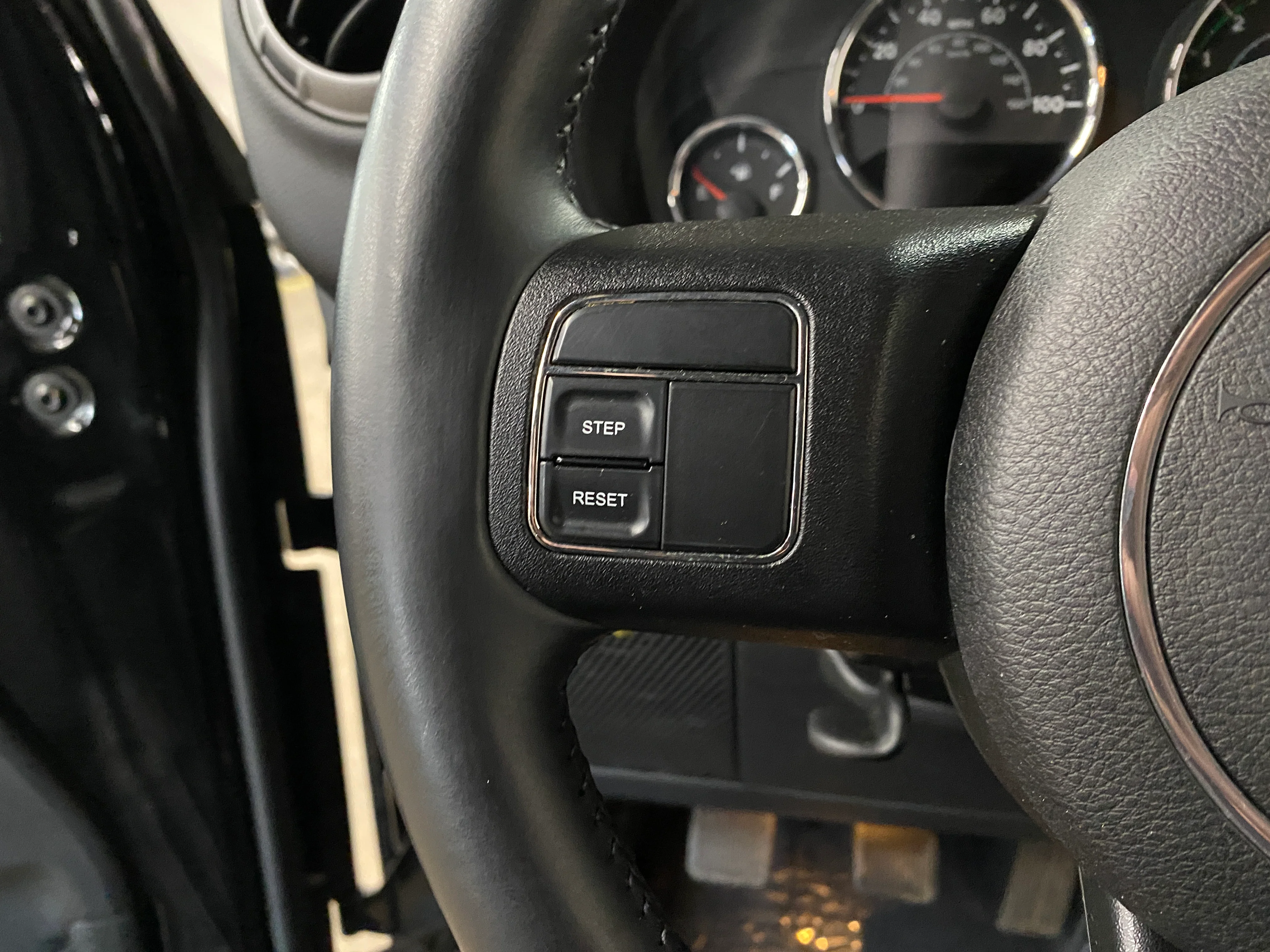 2013 Jeep Wrangler Sport 4WD Manual - Image 19