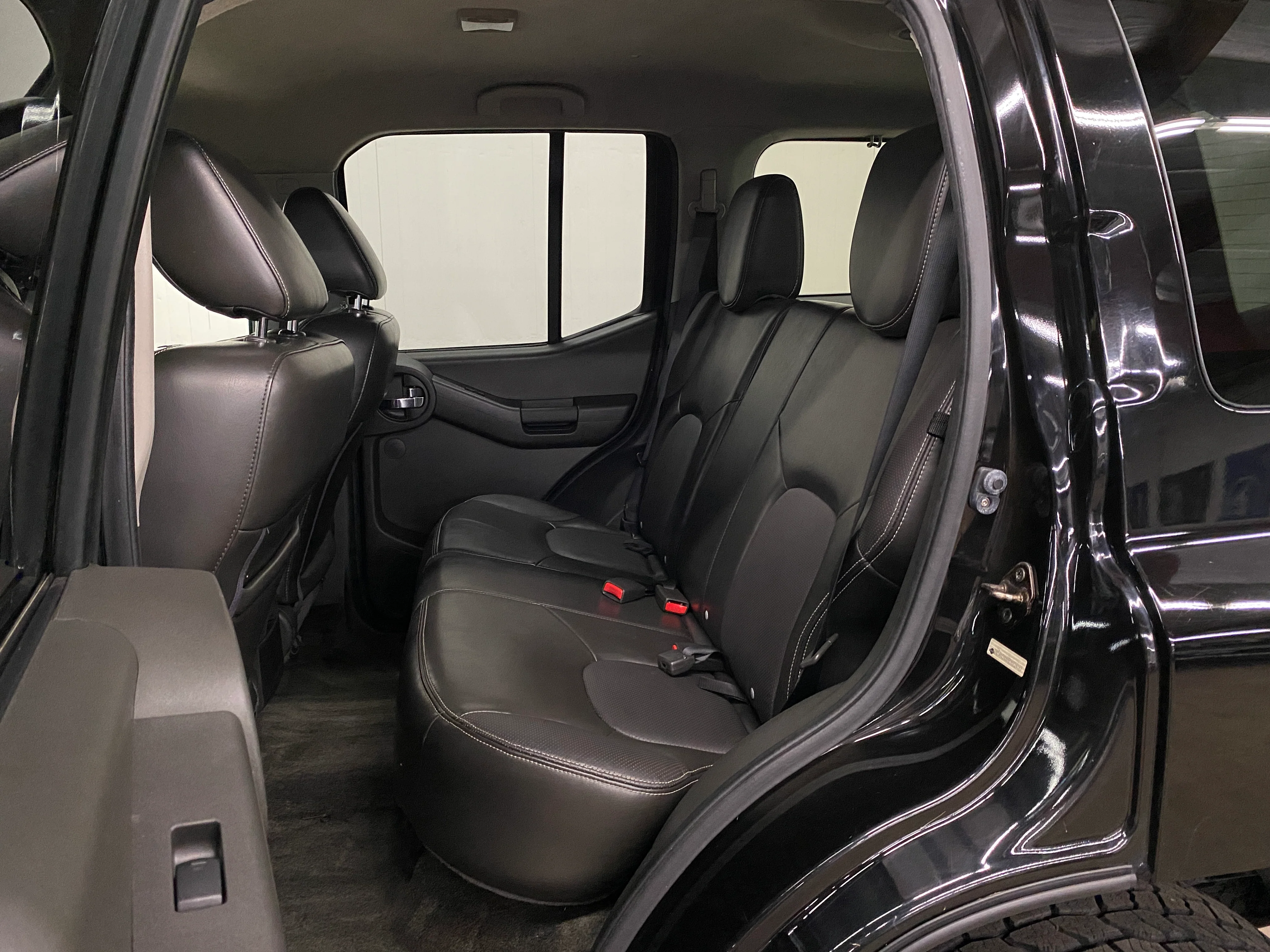 2013 Nissan Xterra PRO-4X 4WD - Image 13
