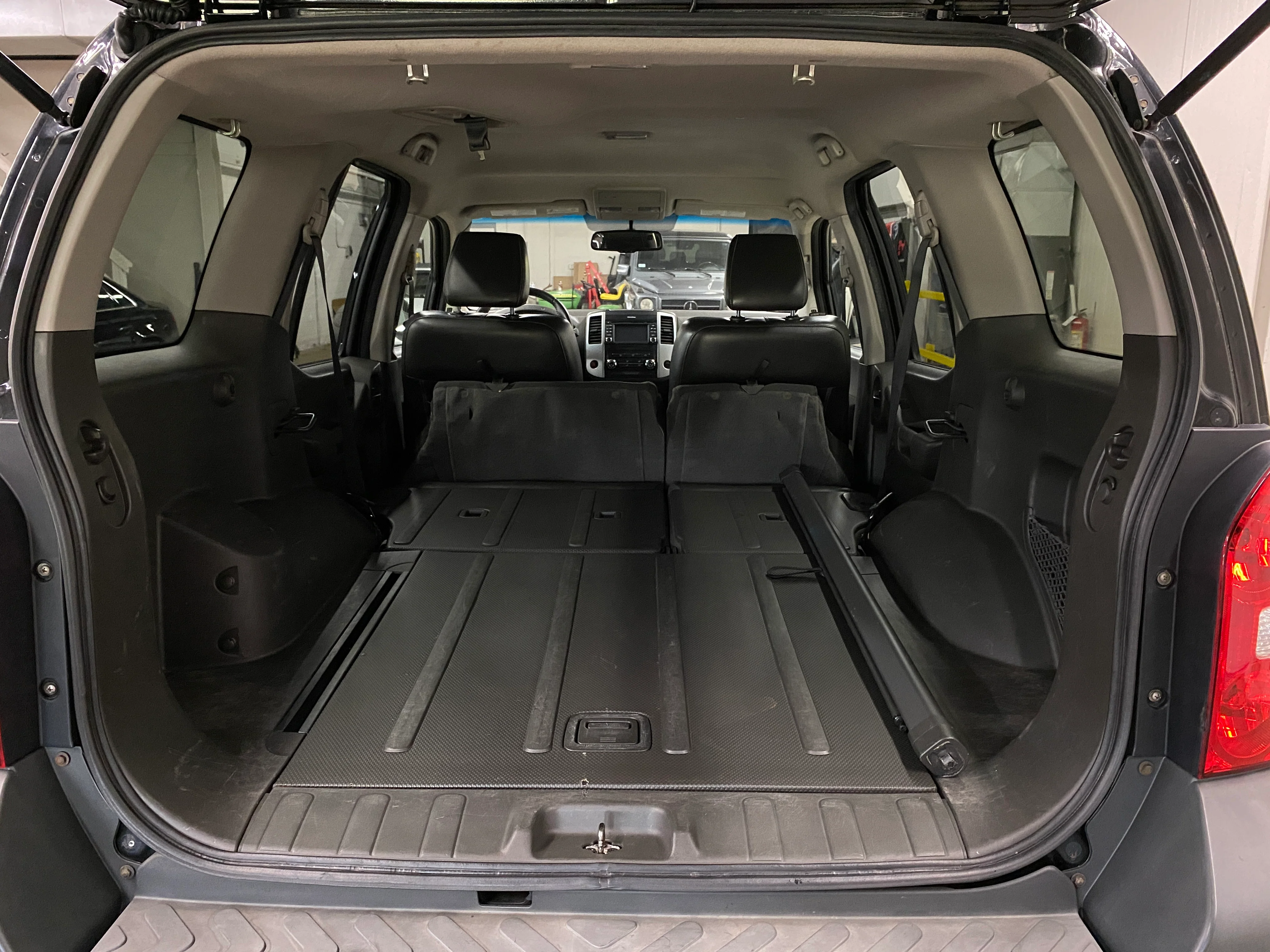 2013 Nissan Xterra PRO-4X 4WD - Image 15