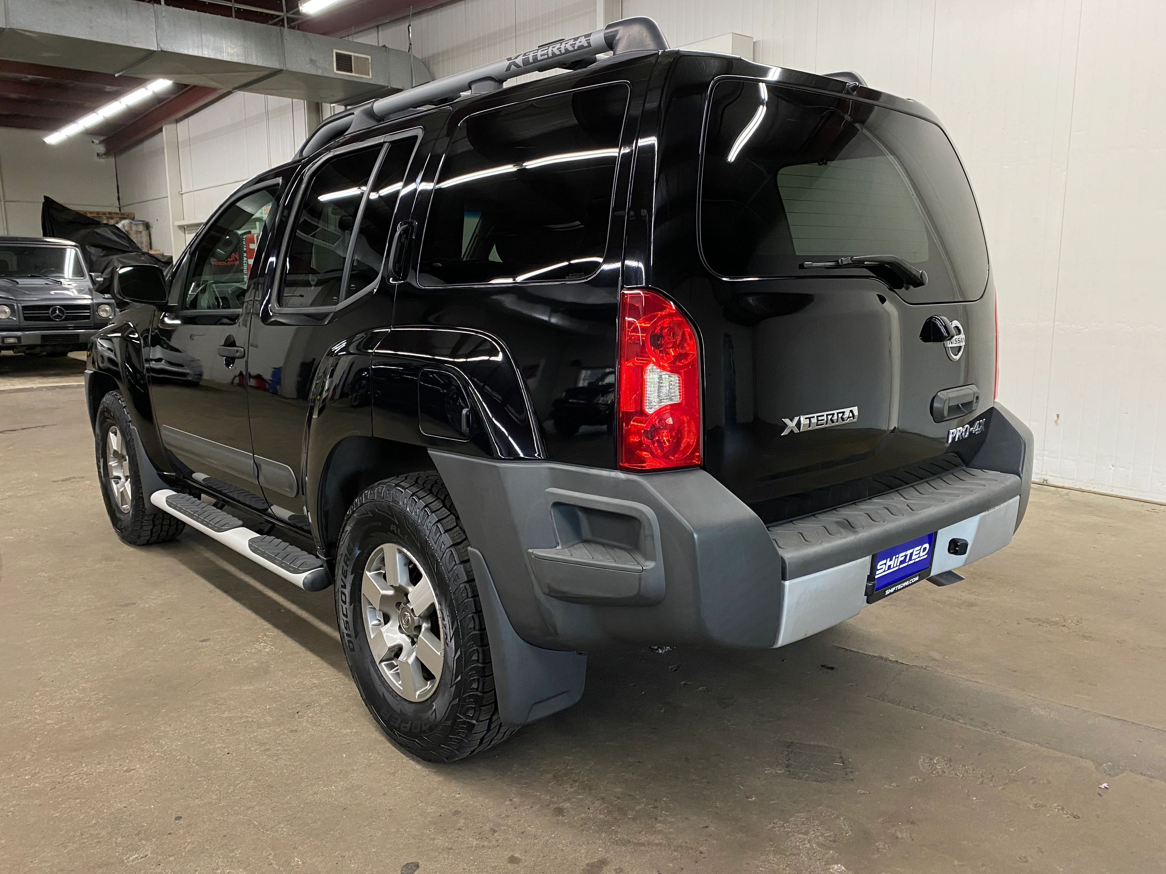 2013 Nissan Xterra PRO-4X 4WD - Image 3