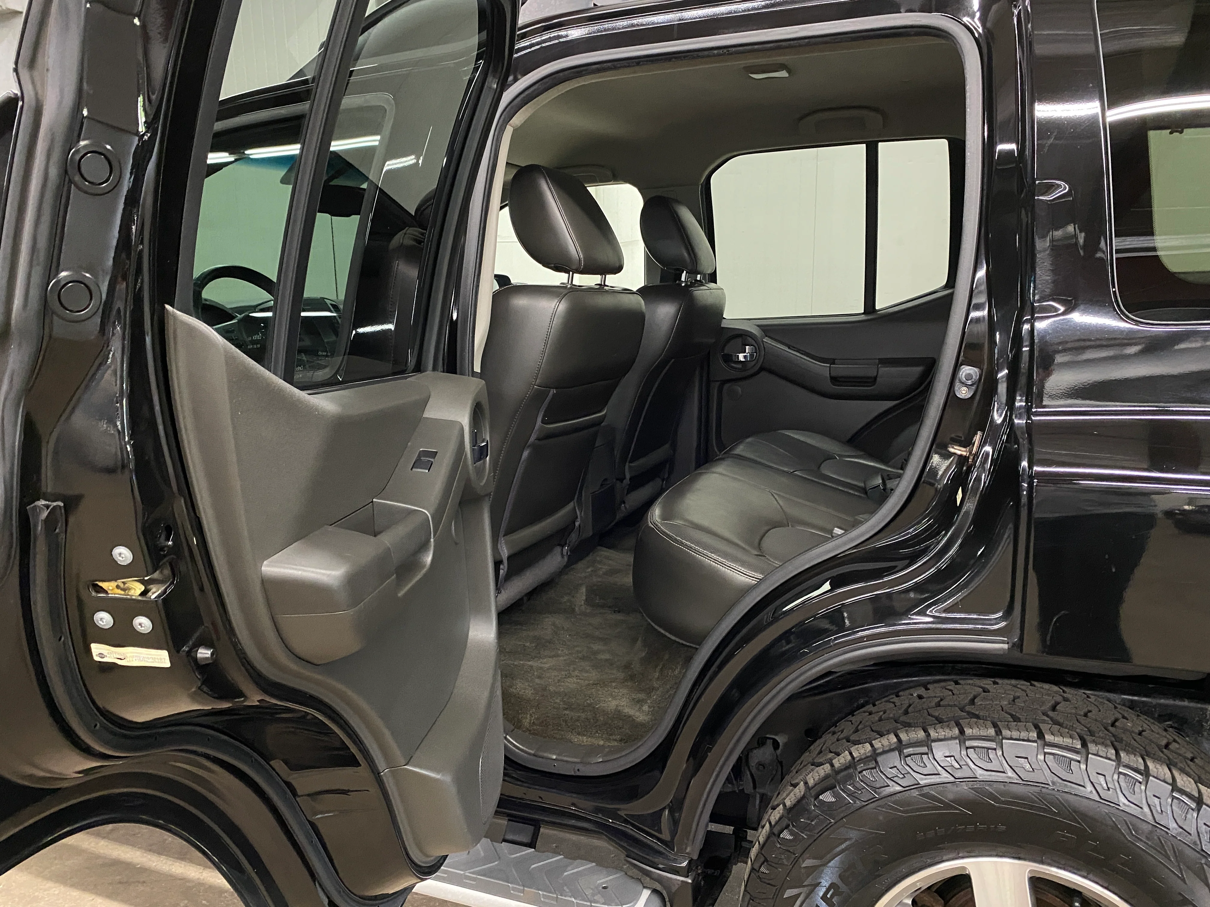 2013 Nissan Xterra PRO-4X 4WD - Image 41