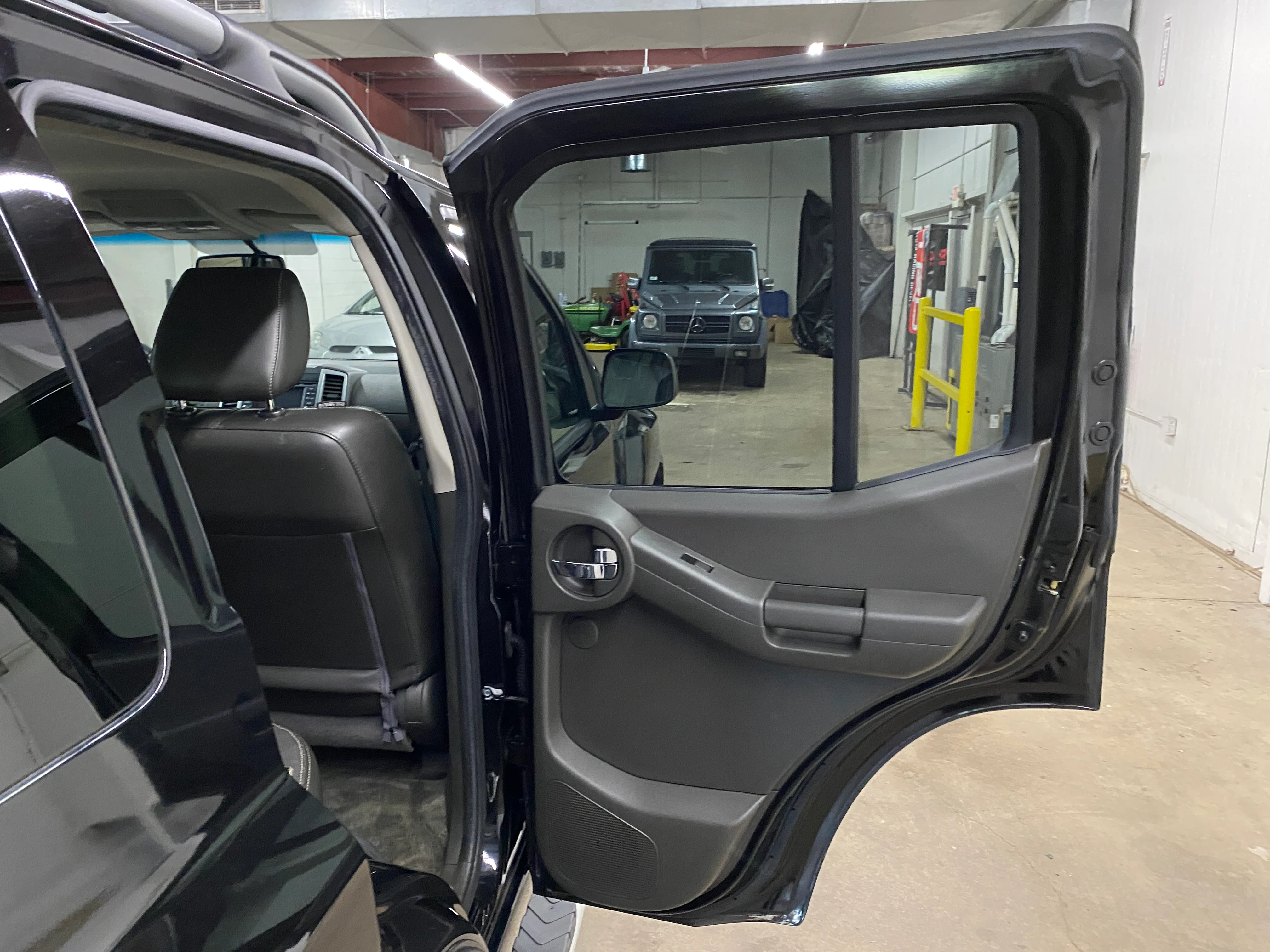 2013 Nissan Xterra PRO-4X 4WD - Image 52