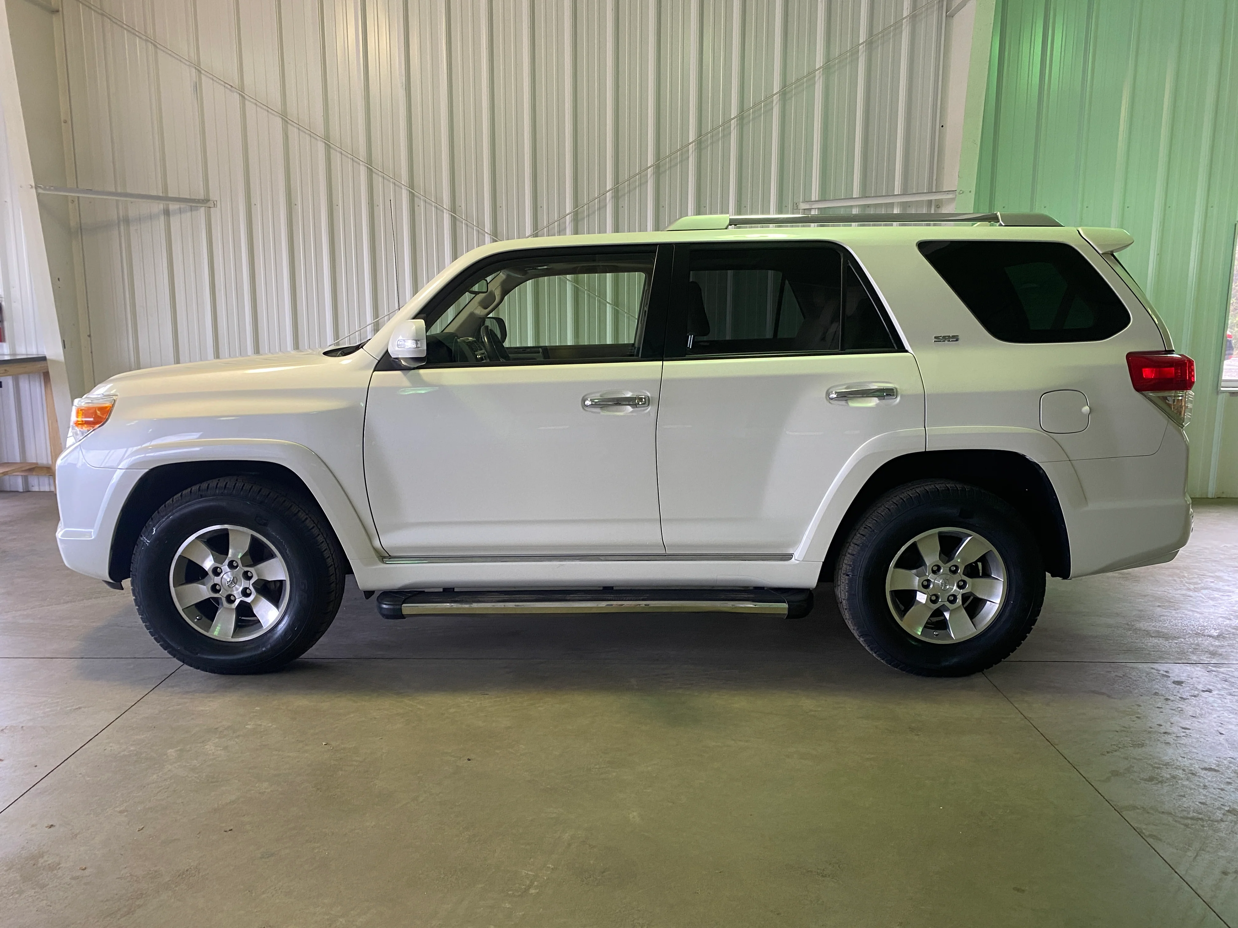 2013 Toyota 4Runner SR5 Premium 4WD - Image 2